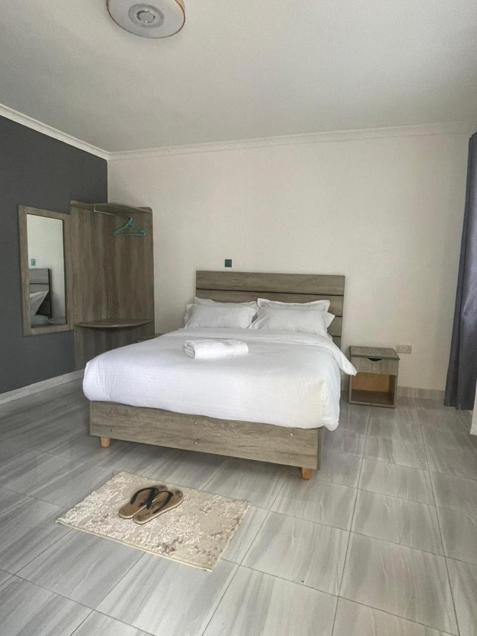 Double Room with Private Bathroom photo 3