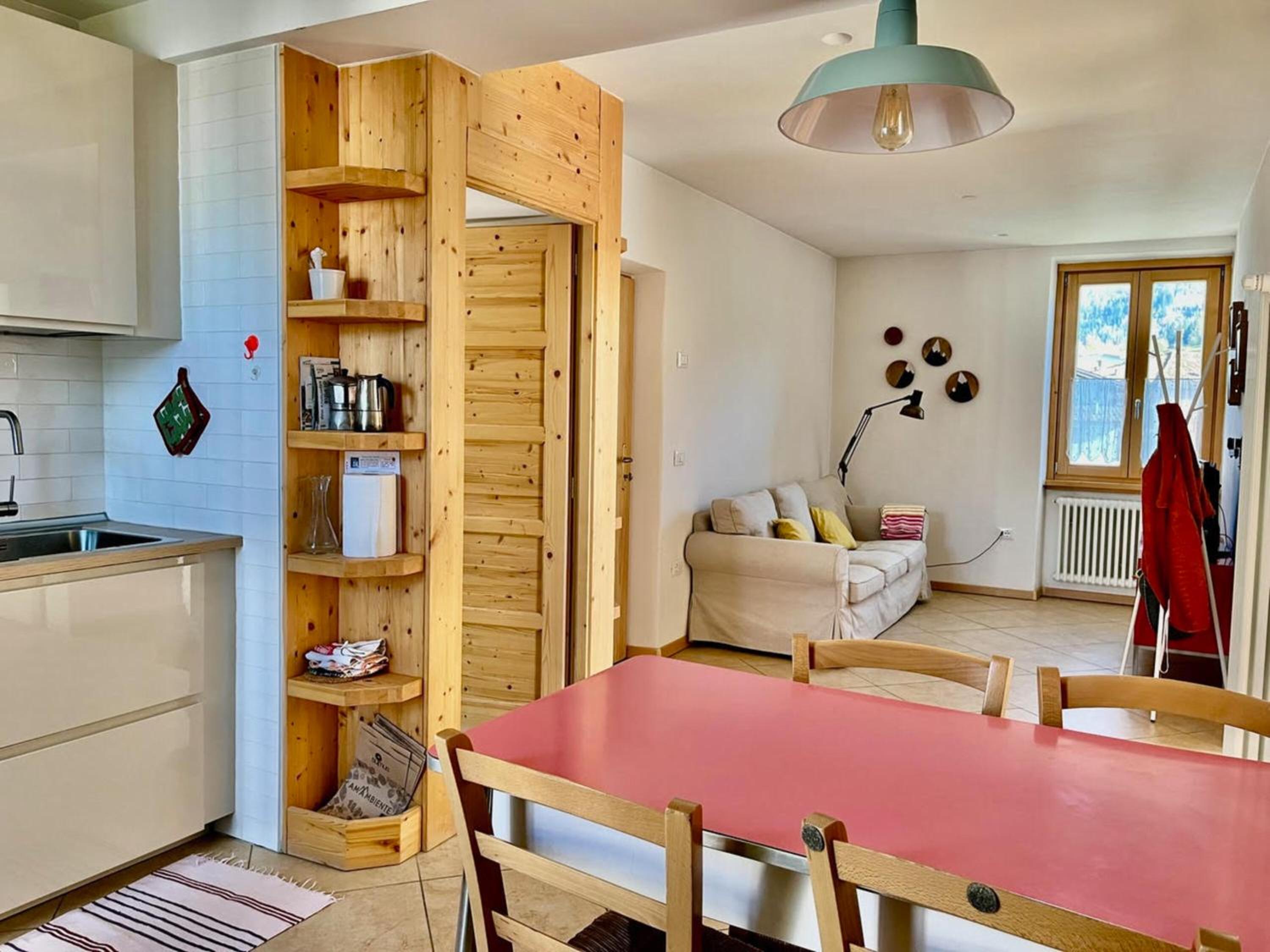 Two-Bedroom Deluxe Apartment with Balcony photo 2
