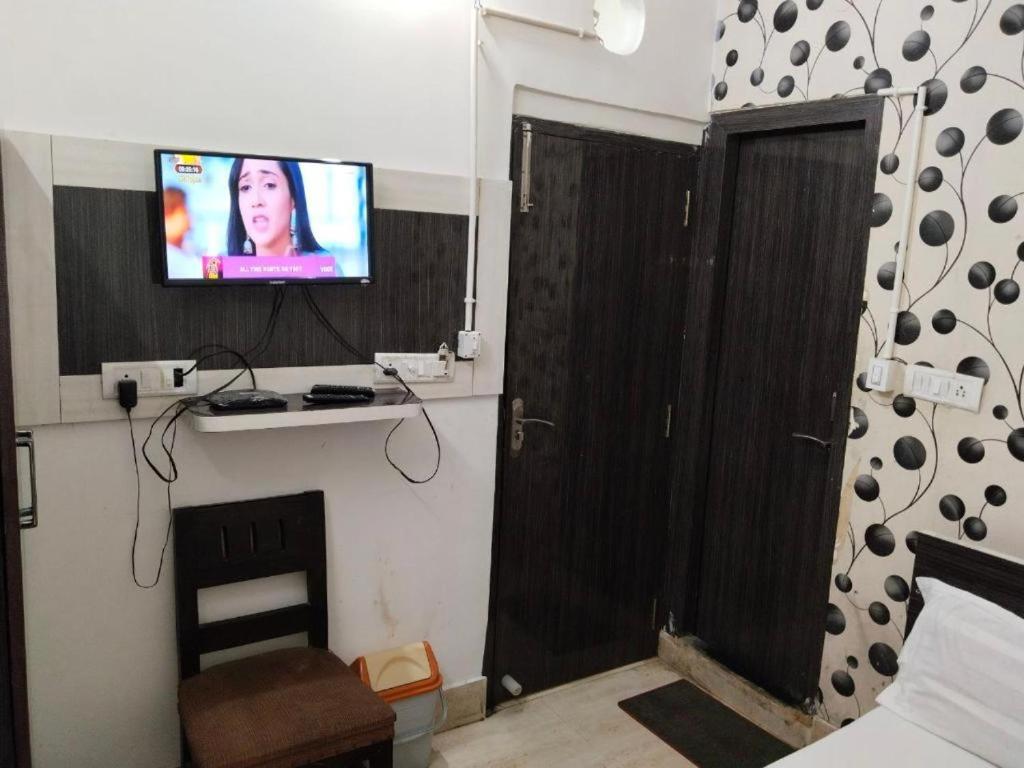 Budget Single Room