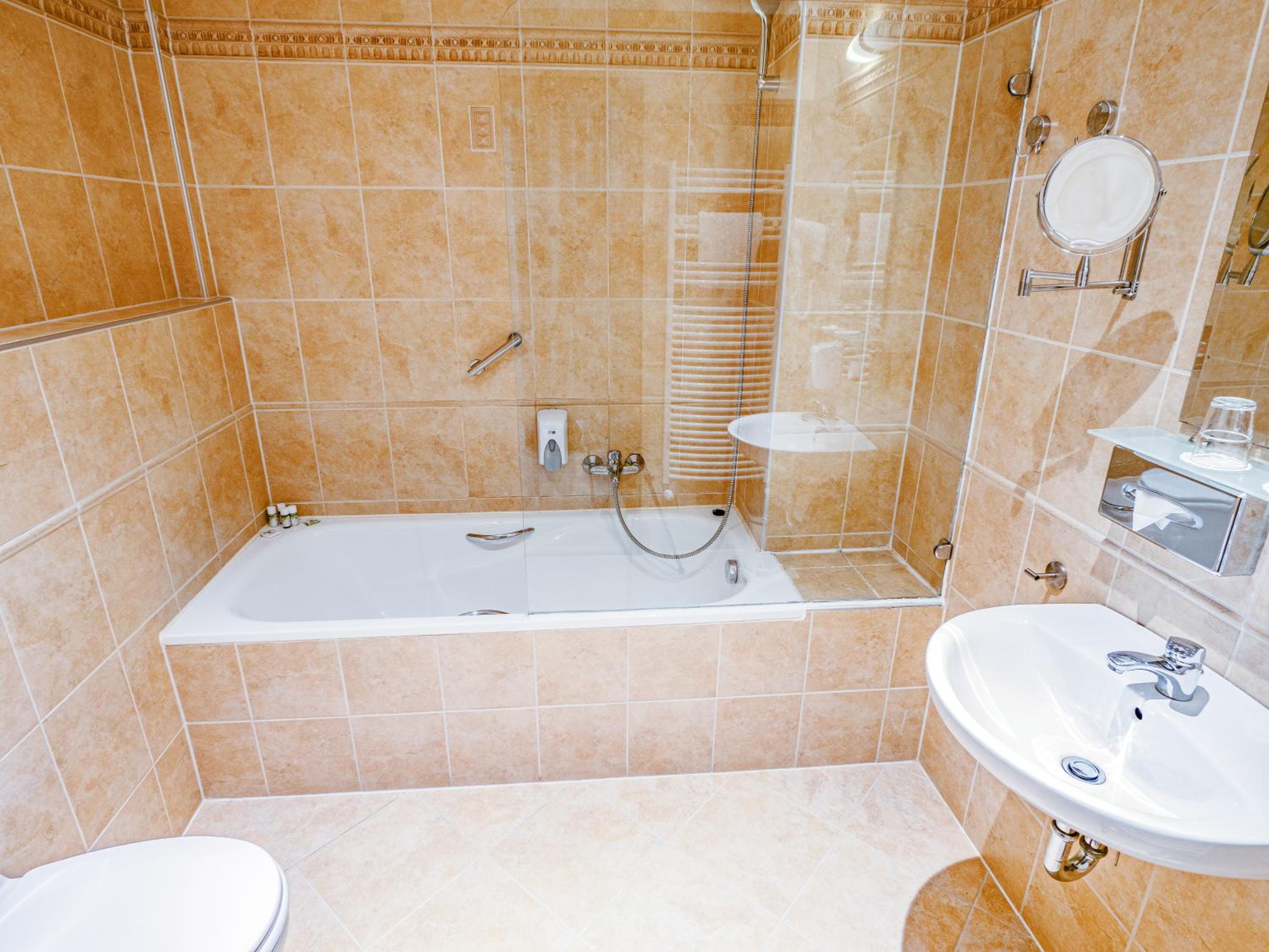 Suite with Terrace - Photo 5