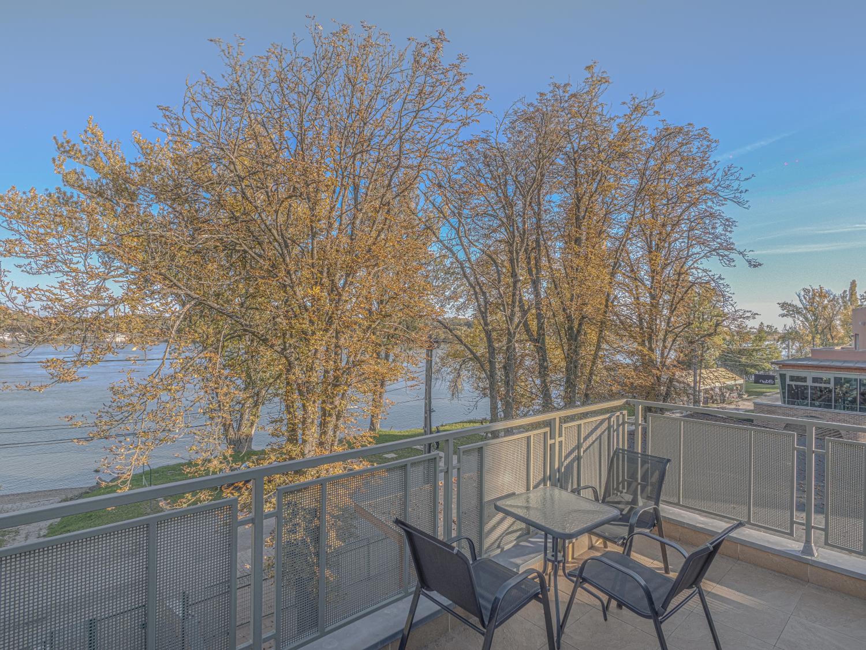 Suite with Terrace - Photo 6