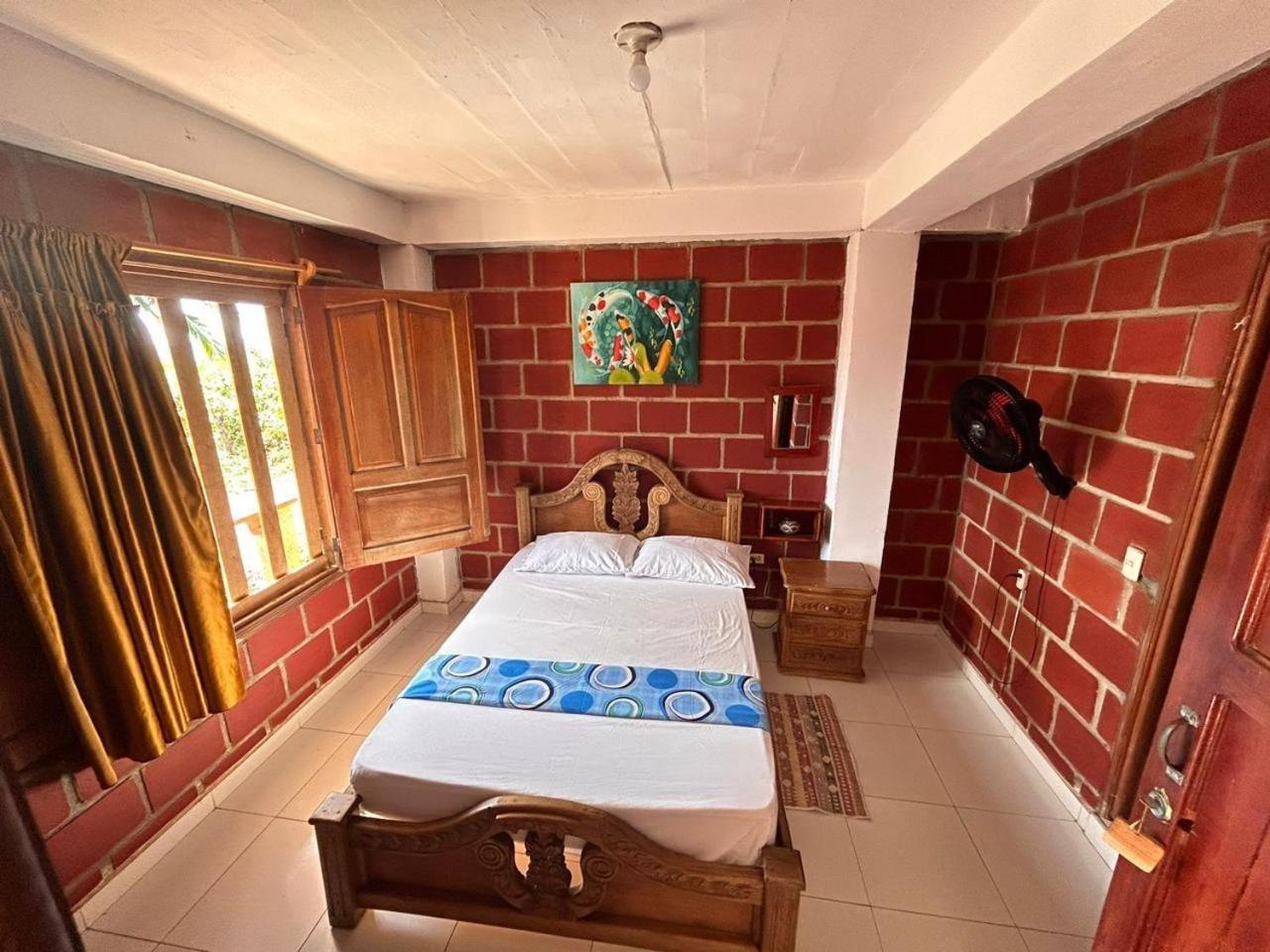Double Room With Private Bathroom photo 3
