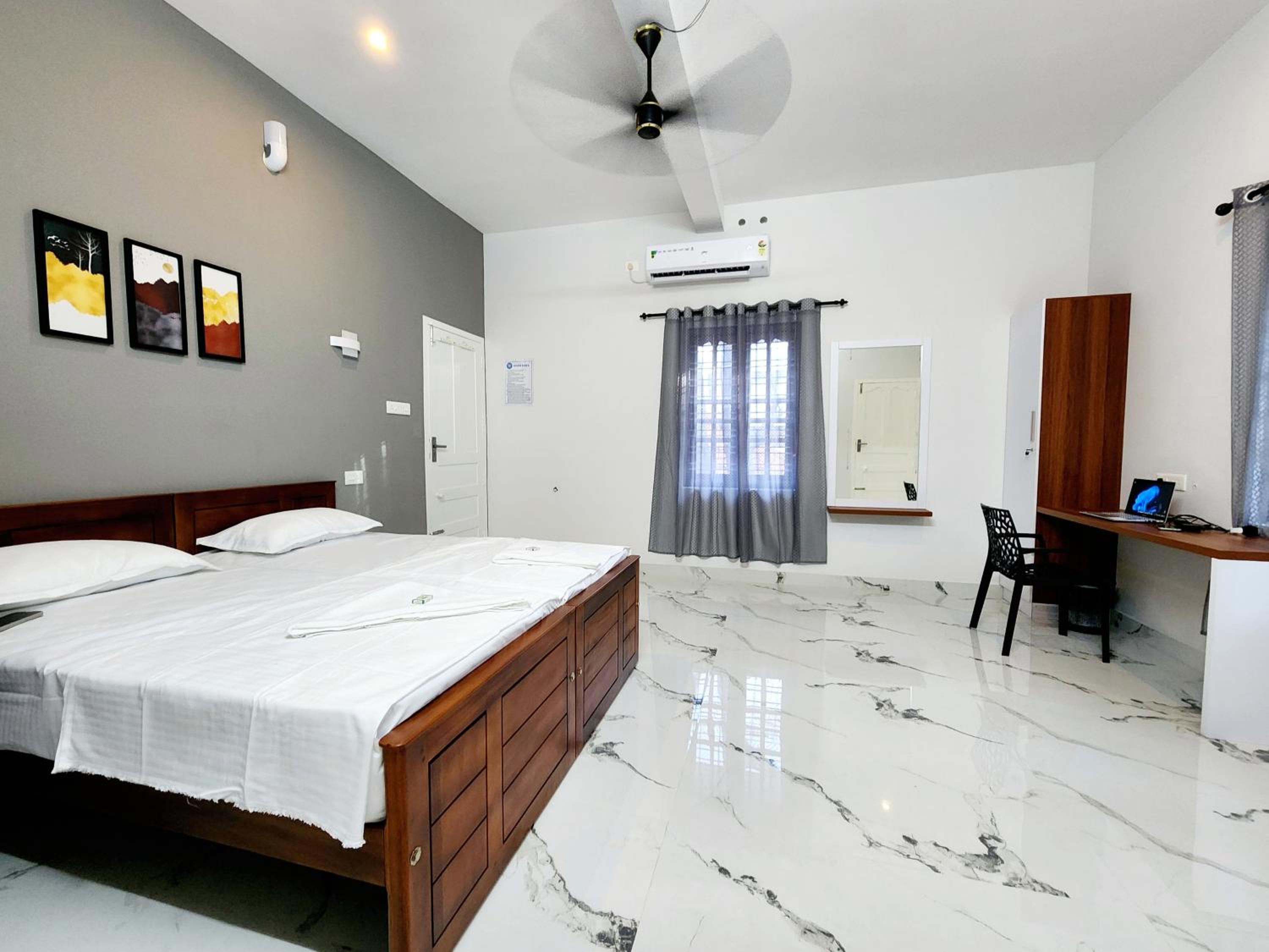 Double Room with Balcony