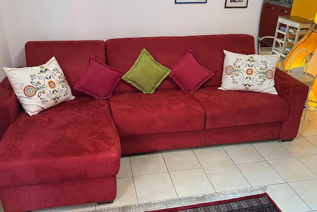 One-Bedroom Apartment with City View photo 3
