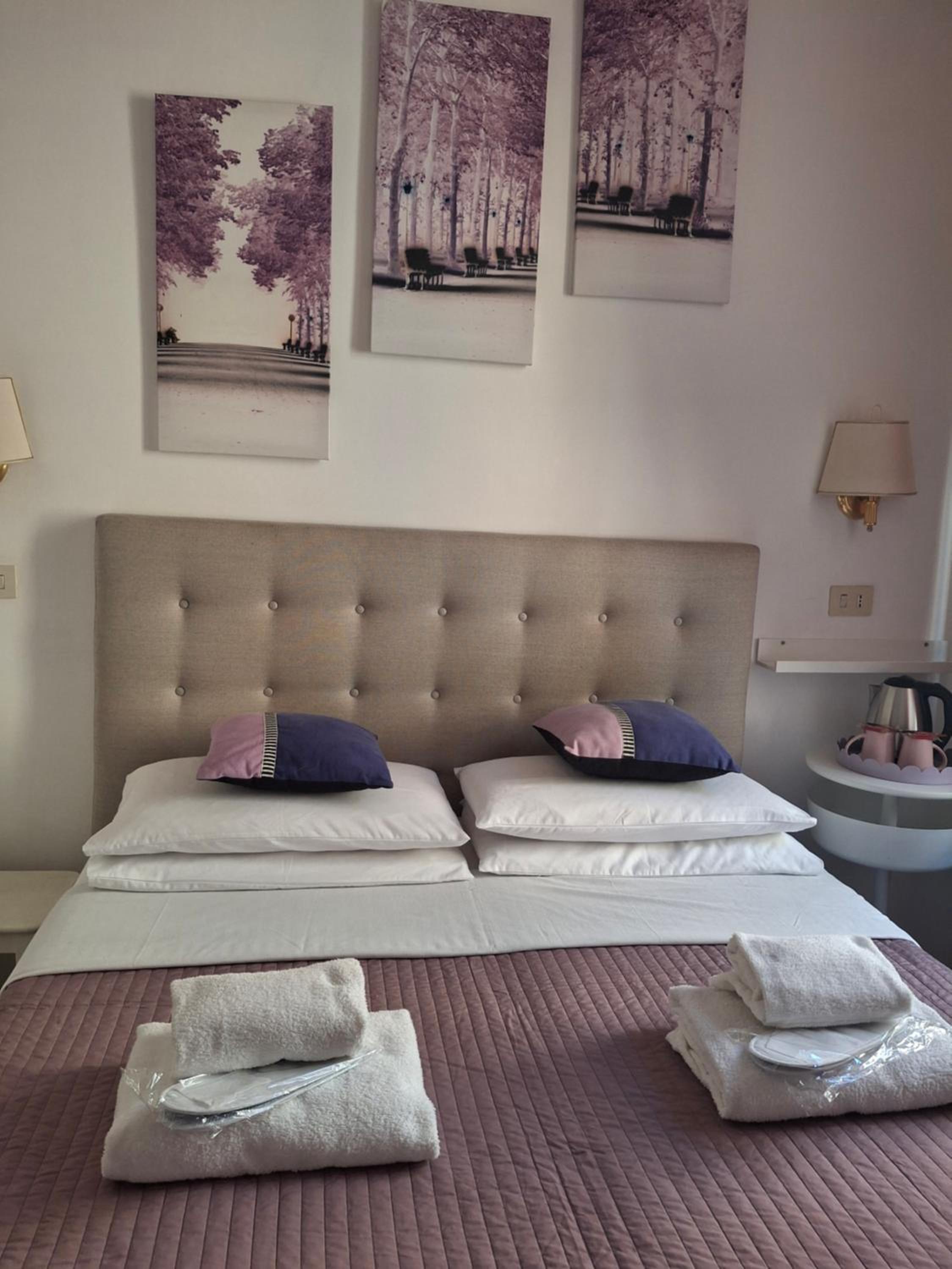 Large Double Room