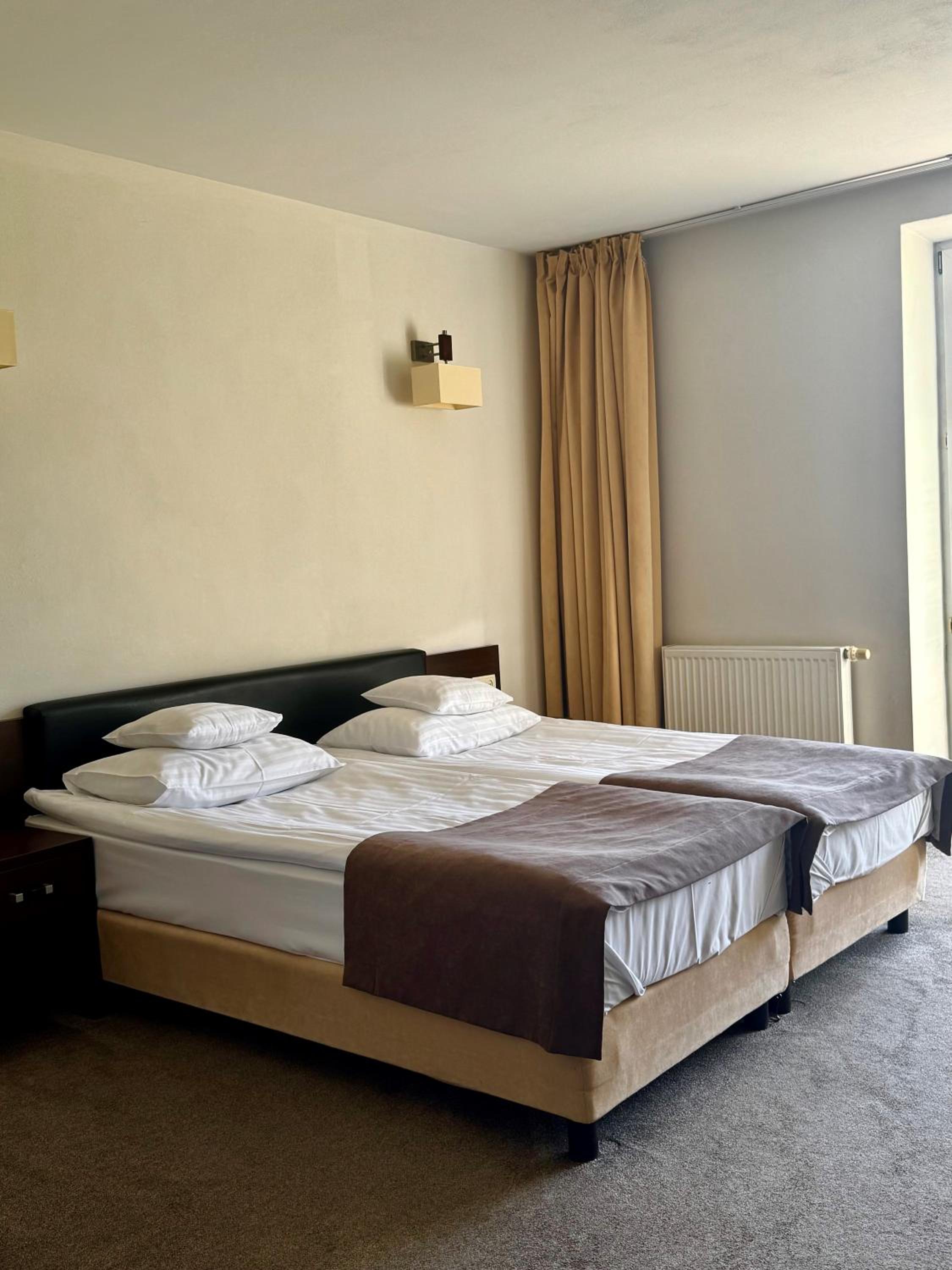 Deluxe Double or Twin Room with Balcony photo 2