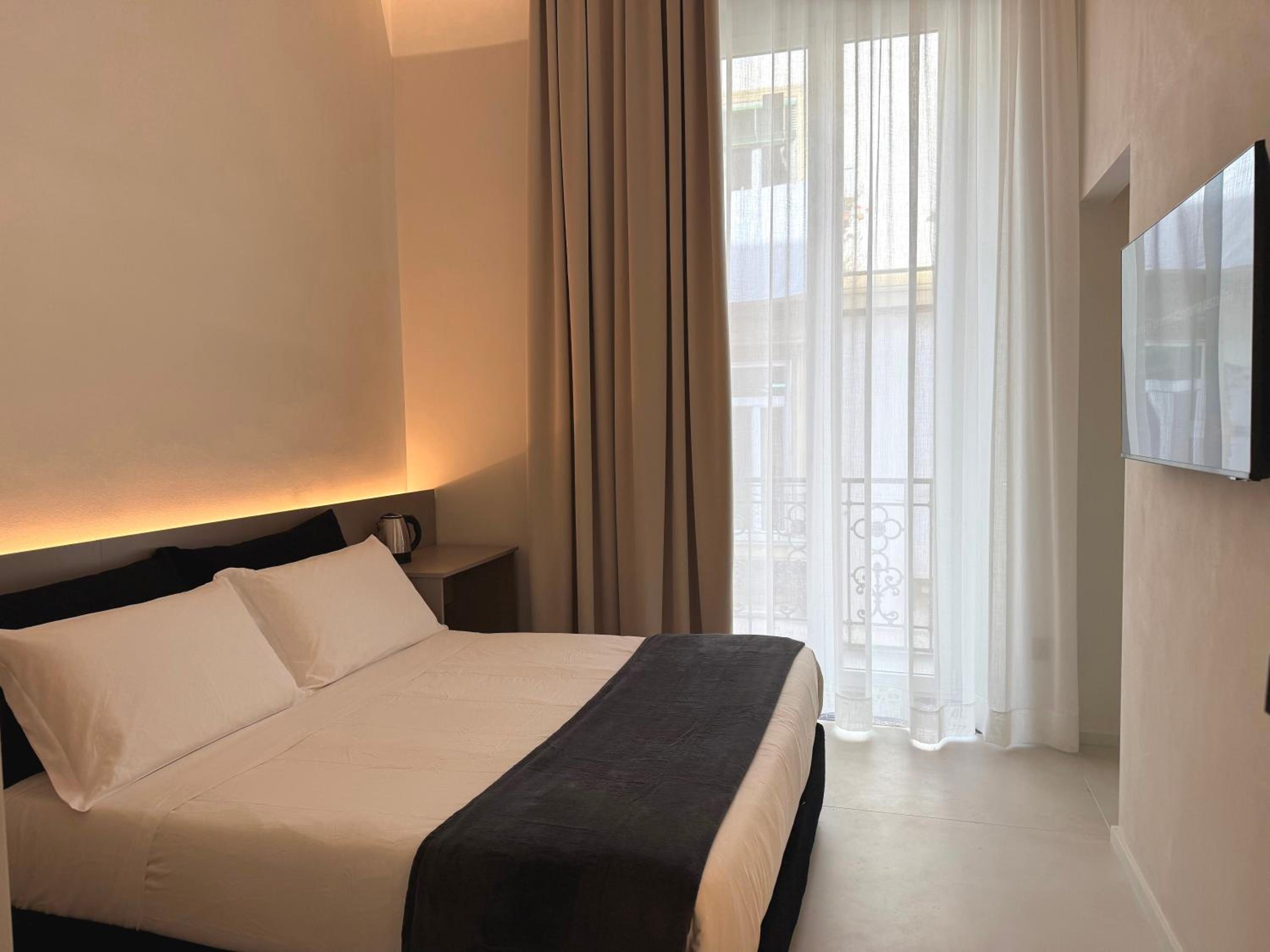Deluxe Double Room with Balcony