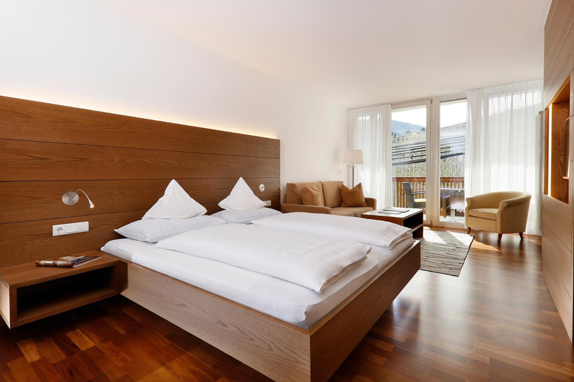 Two-Bedroom Apartment with Balcony and Terrace