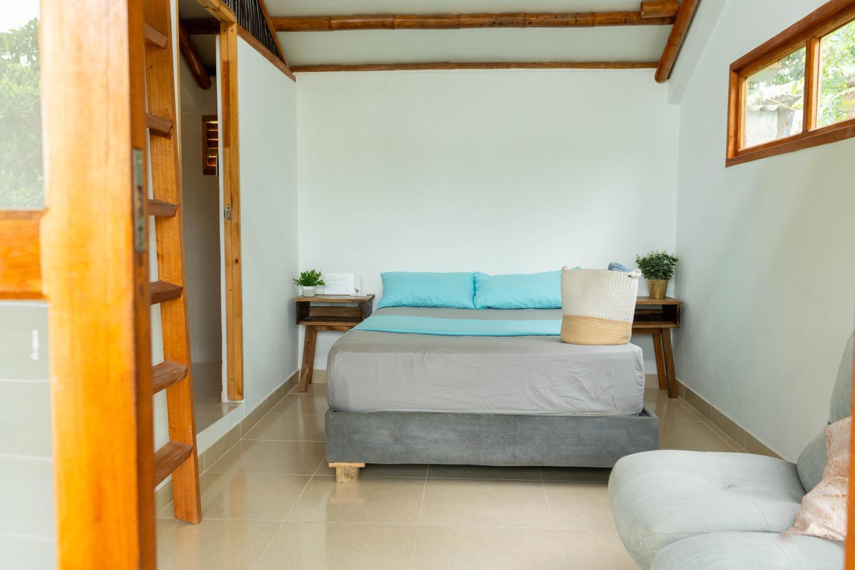 Deluxe Triple Room photo 2