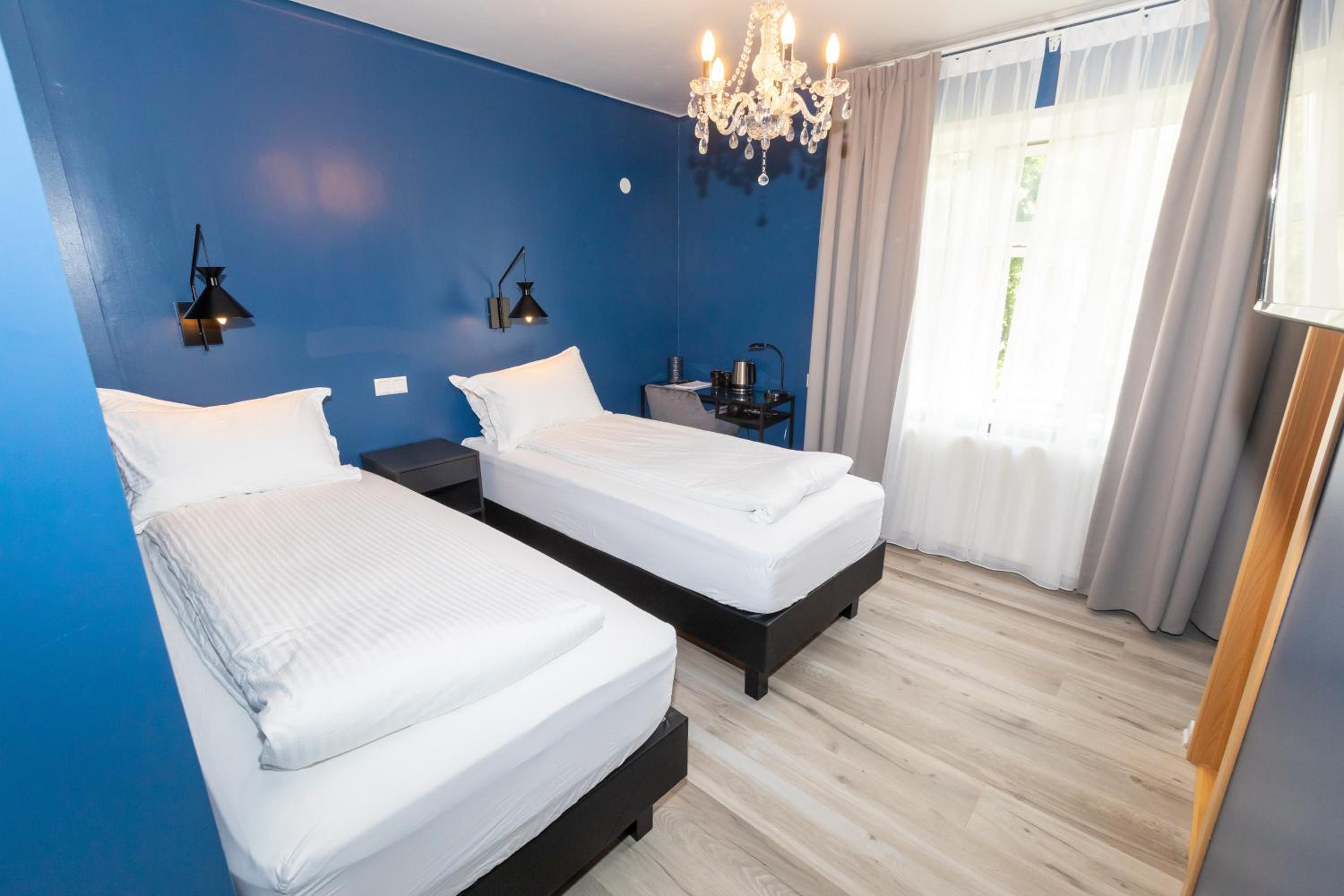 Standard room with Garden view - Photo 3