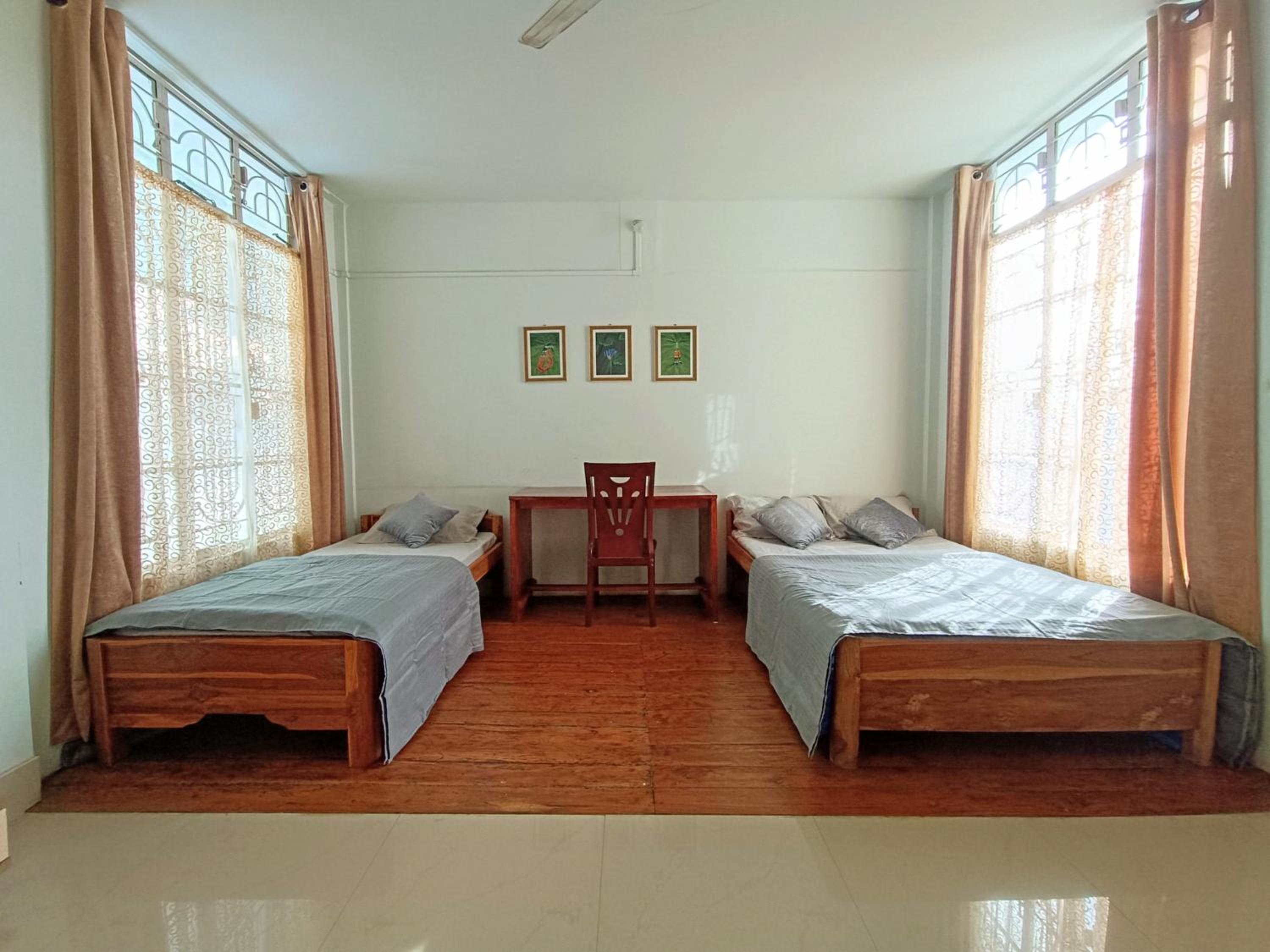Twin Room With Mountain View photo 1