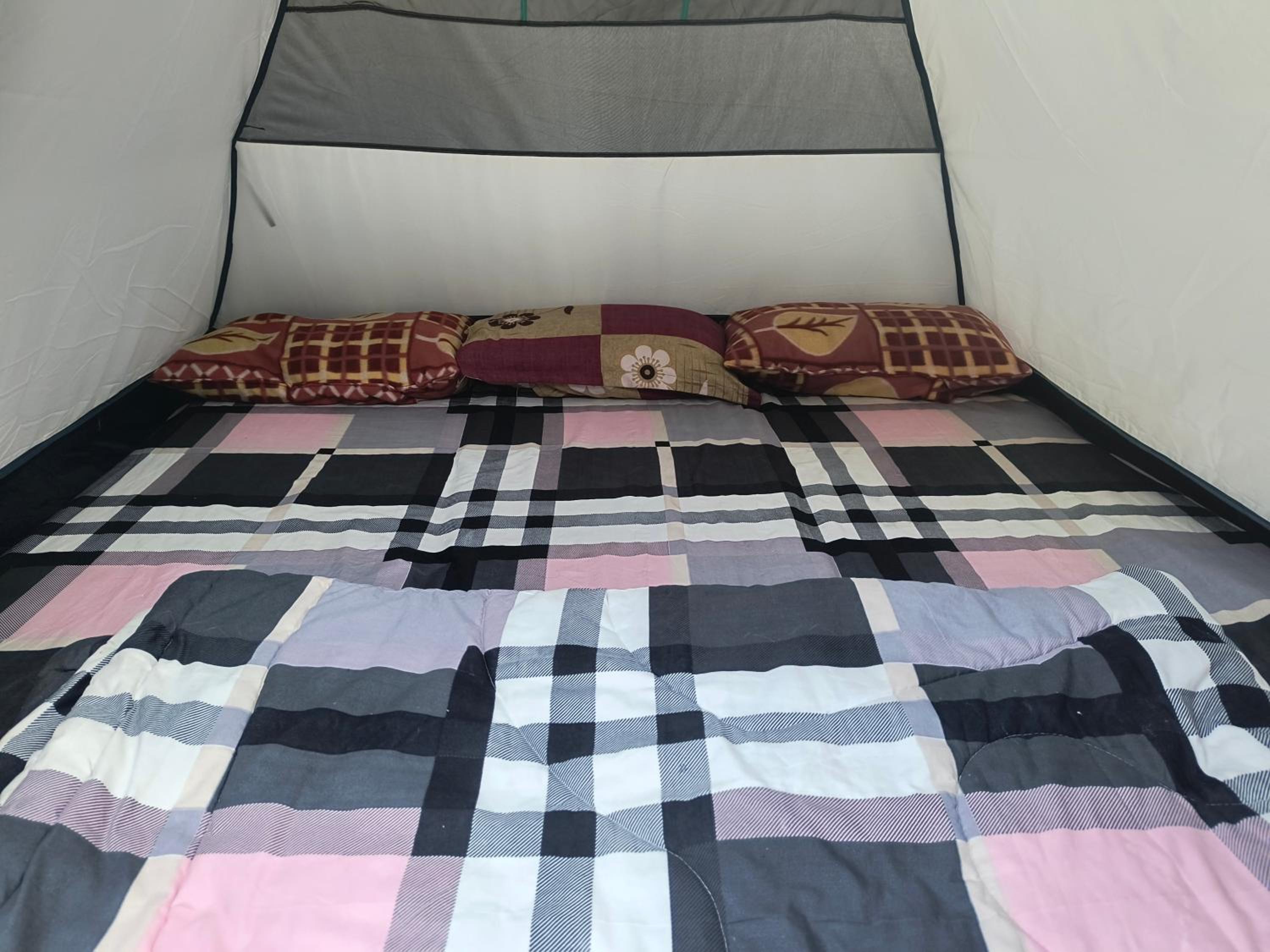 Tent photo 1