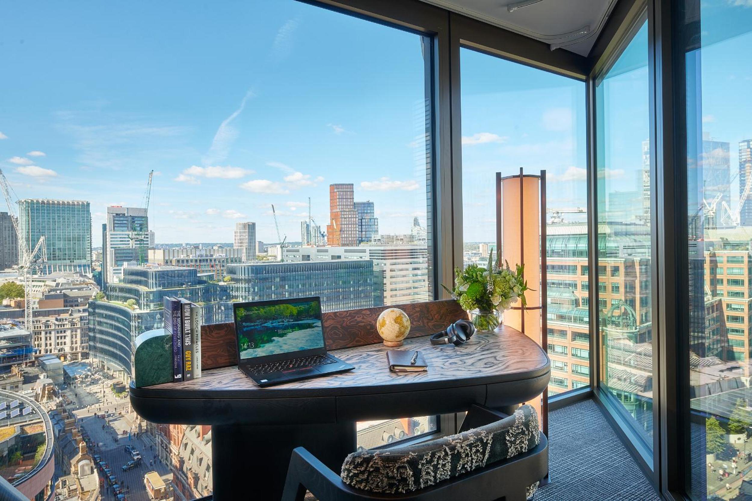 Devonshire Suite