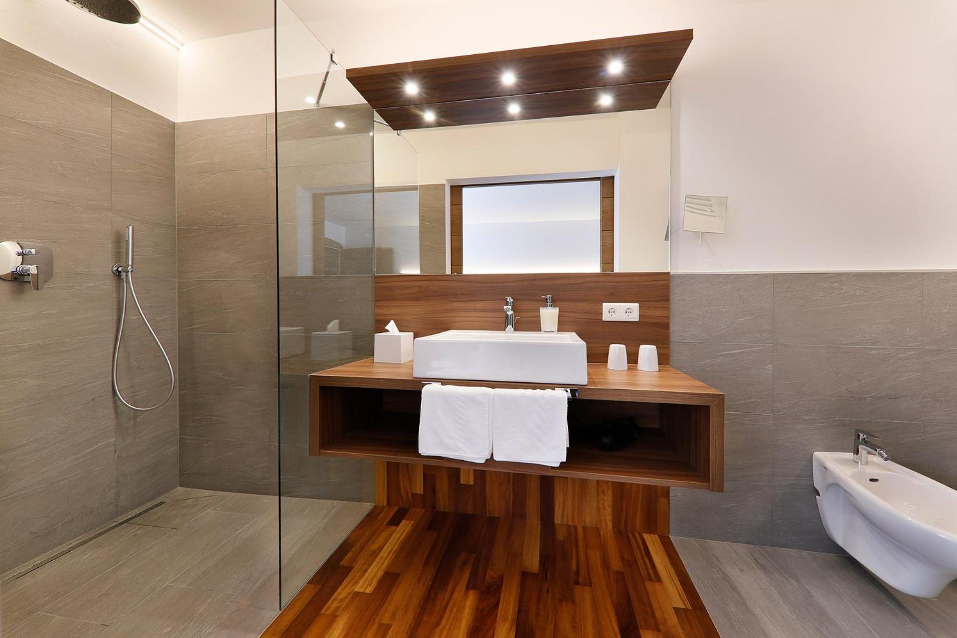Two-Bedroom Apartment with Balcony and Terrace