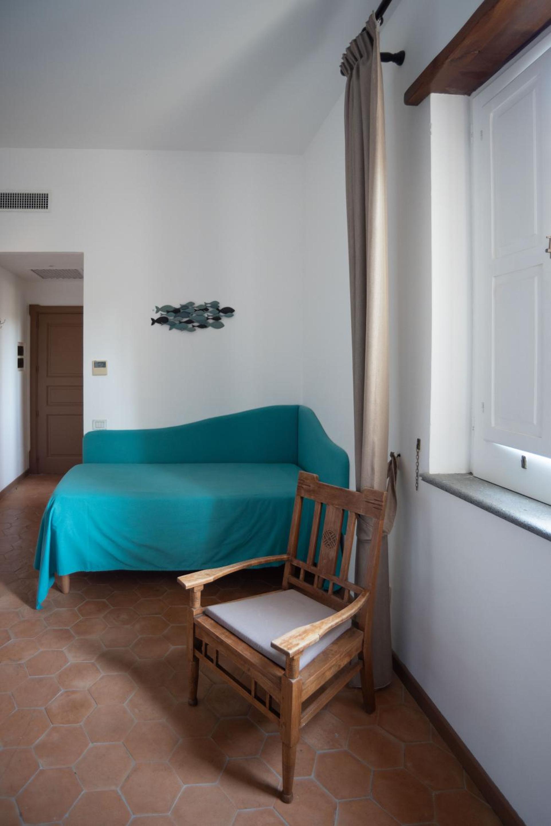 Classic Triple Room - Photo 6