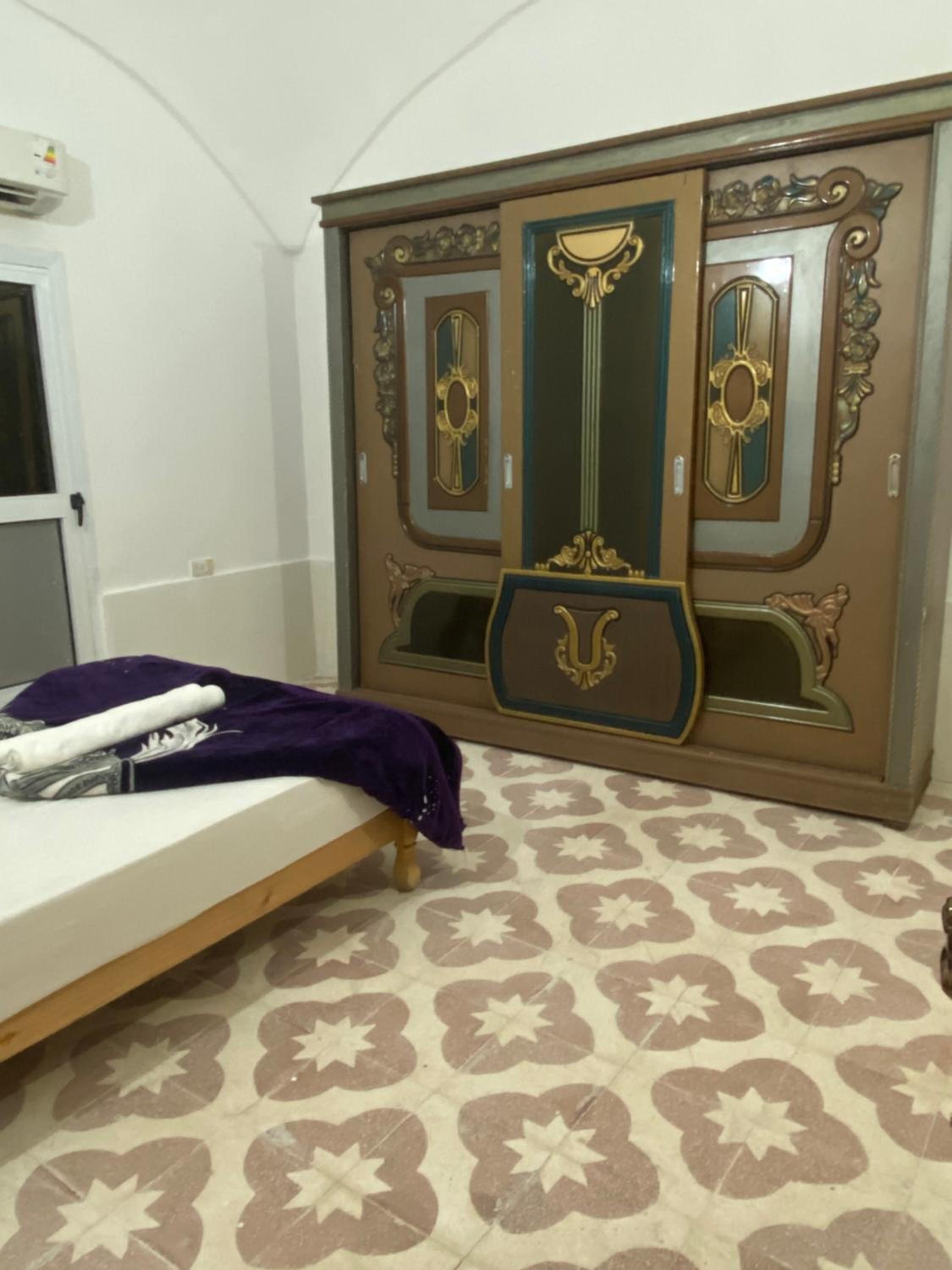 Double Room with Shared Bathroom photo 1