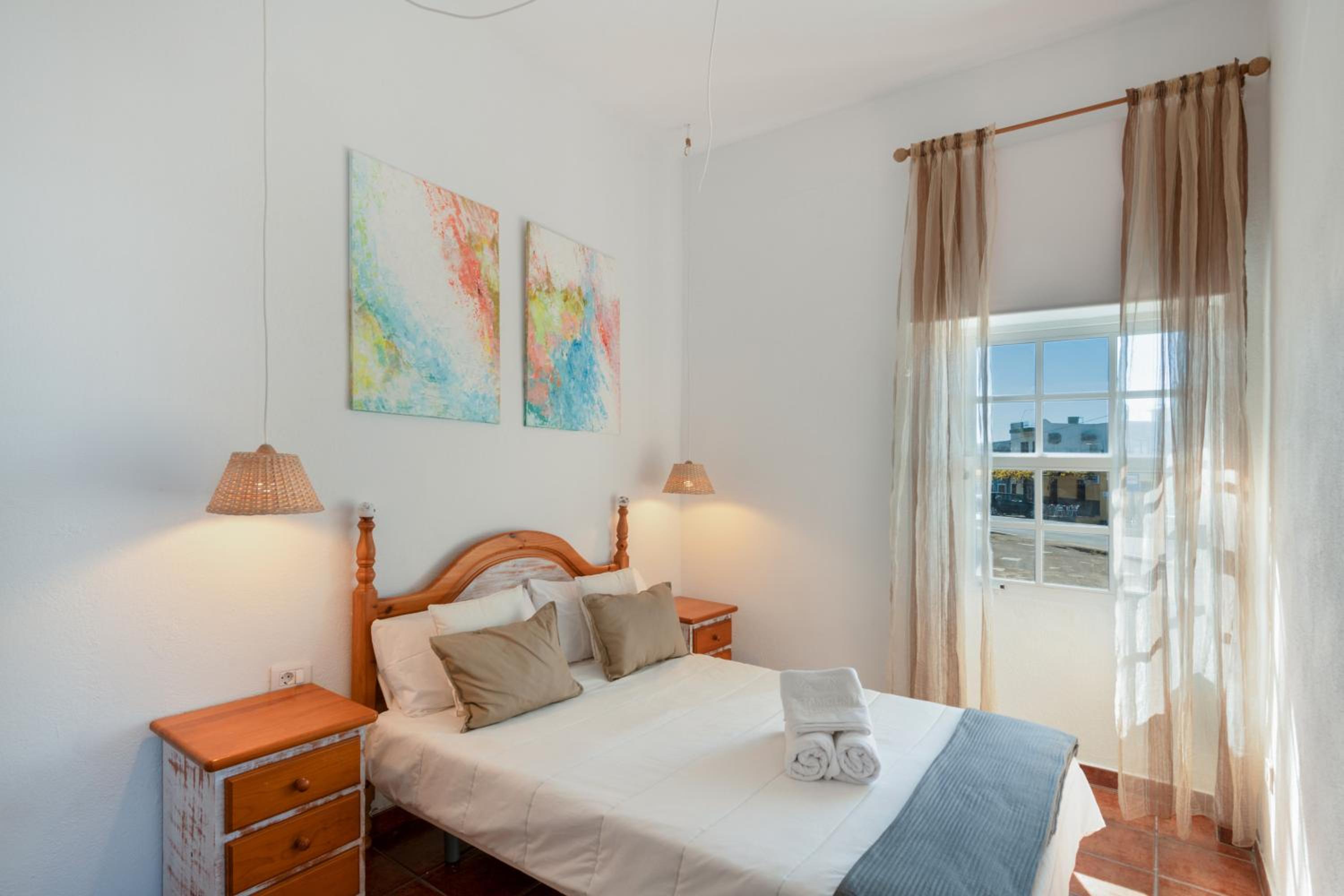 Three-Bedroom House photo 2