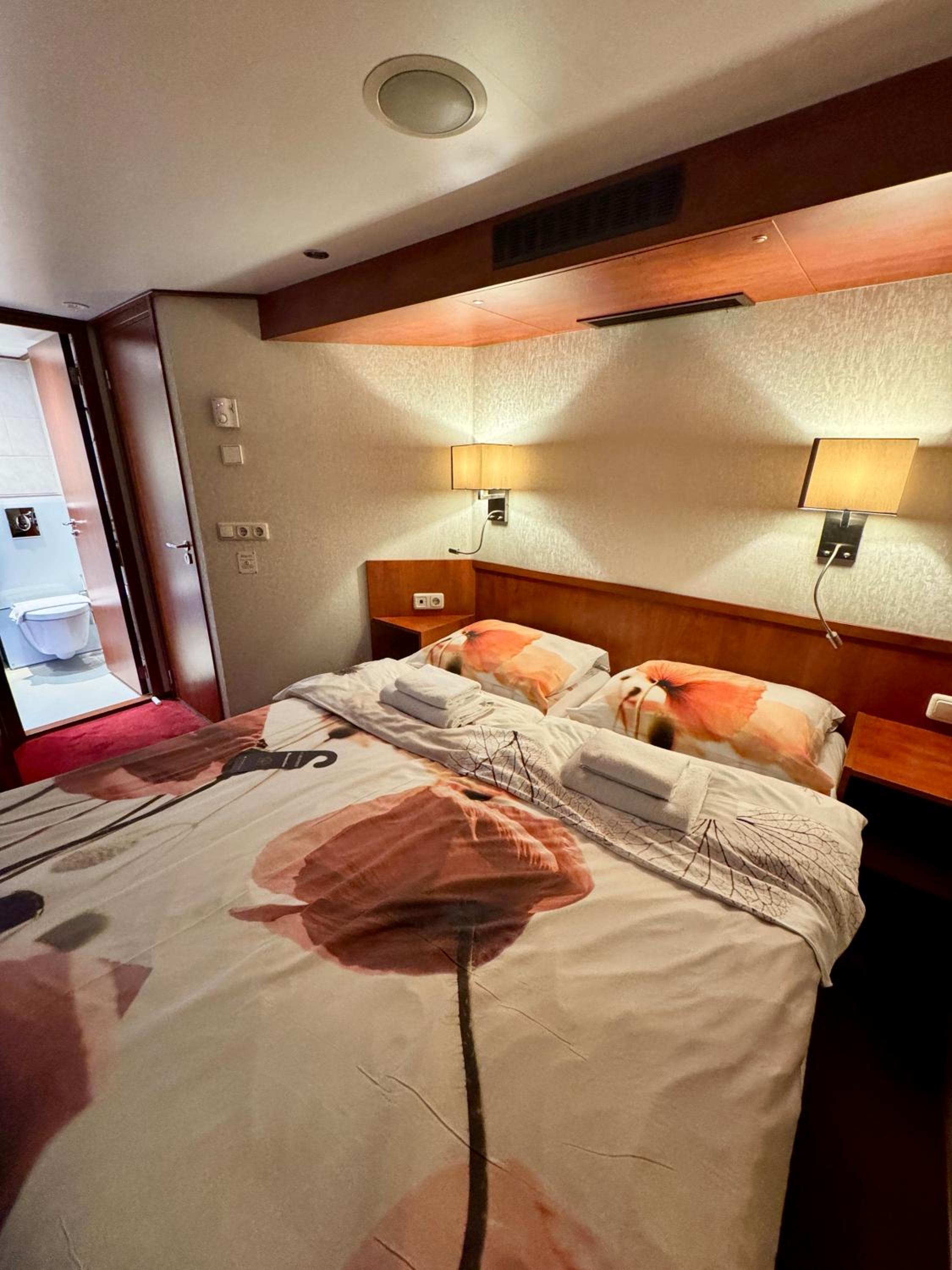 Deluxe Double Room photo 3