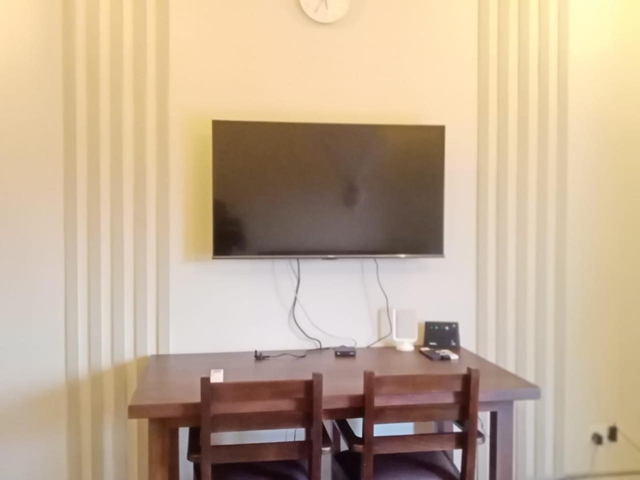 Deluxe Suite - Photo 1