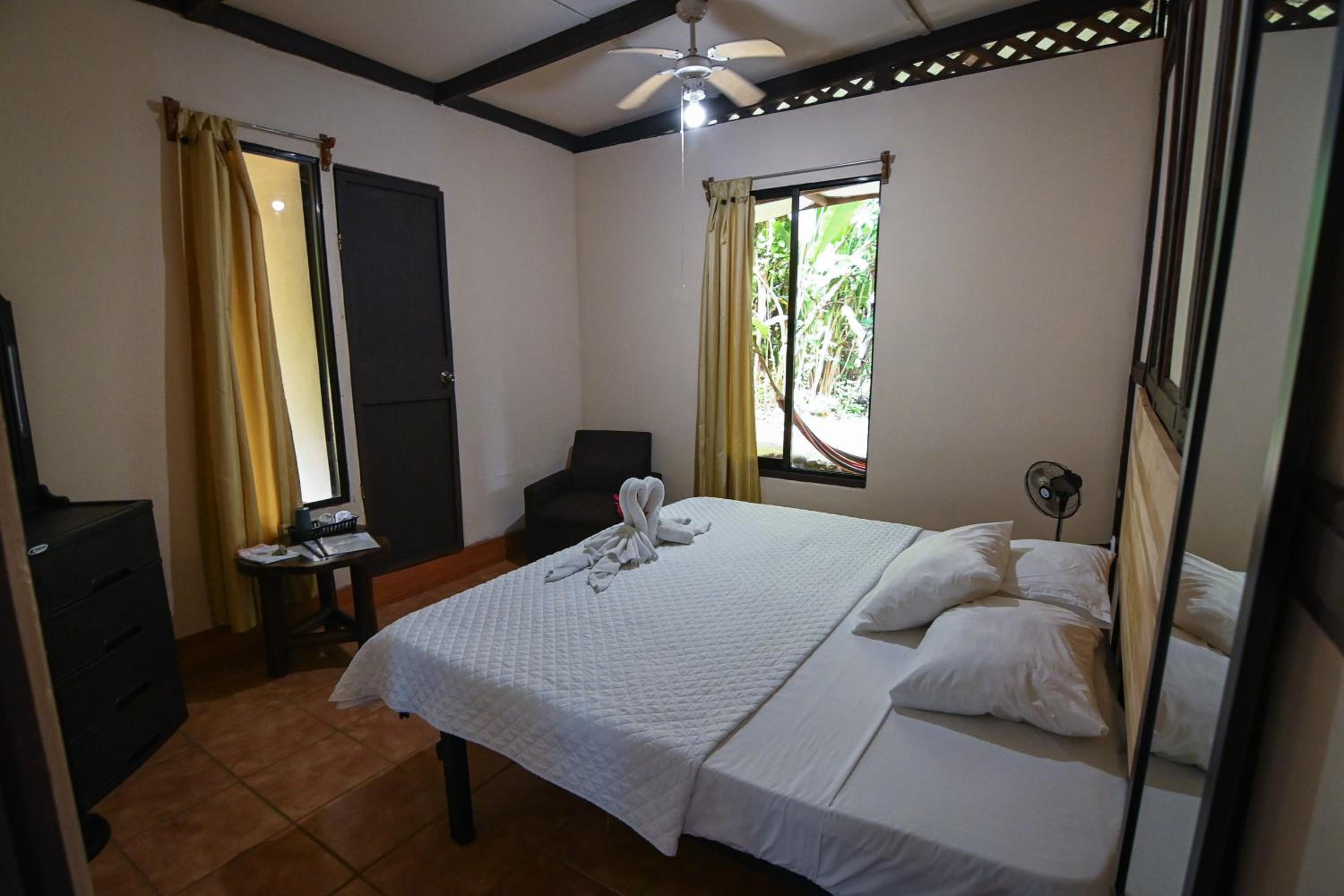 Double Room with Private Bathroom photo 1