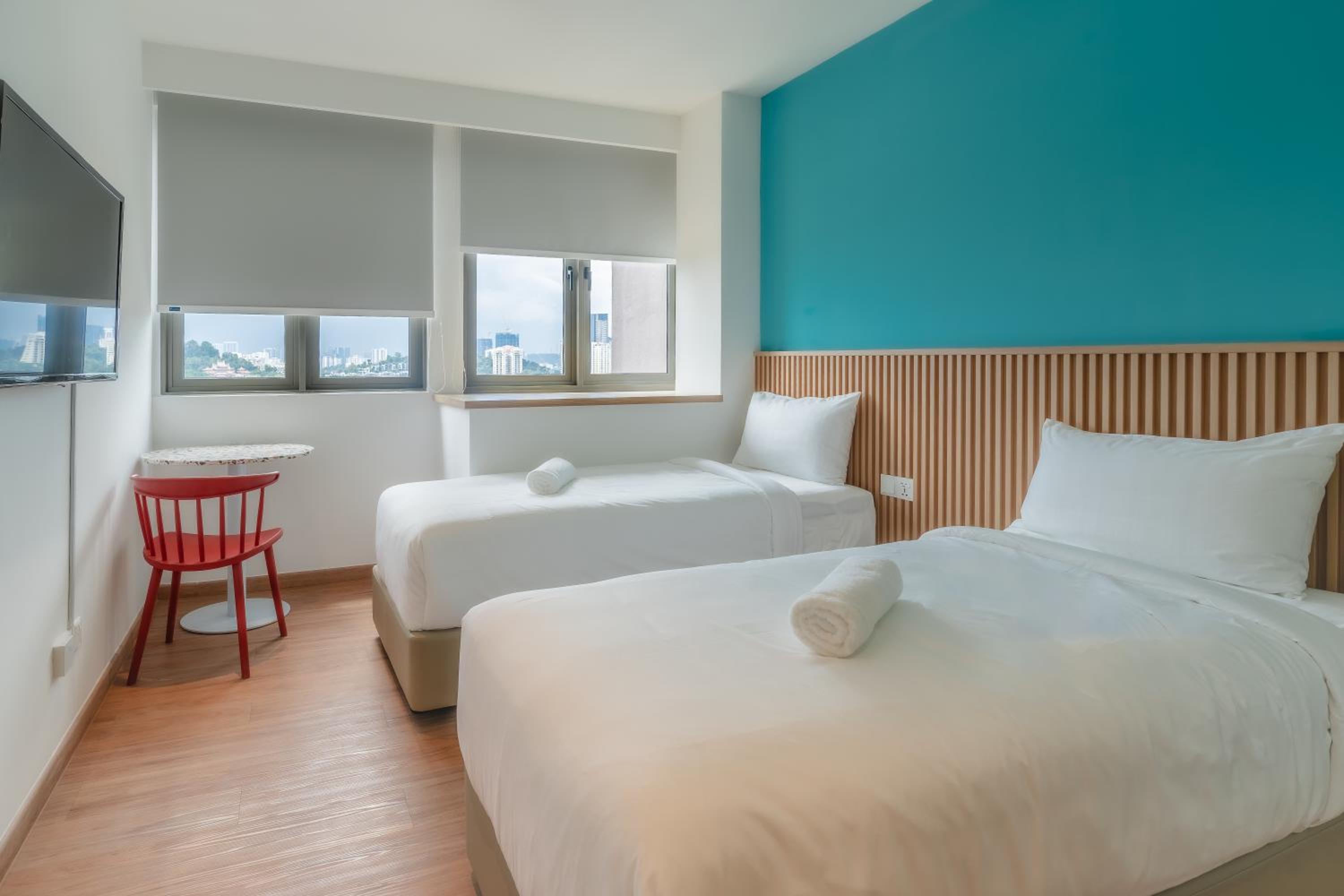 Standard Twin Room