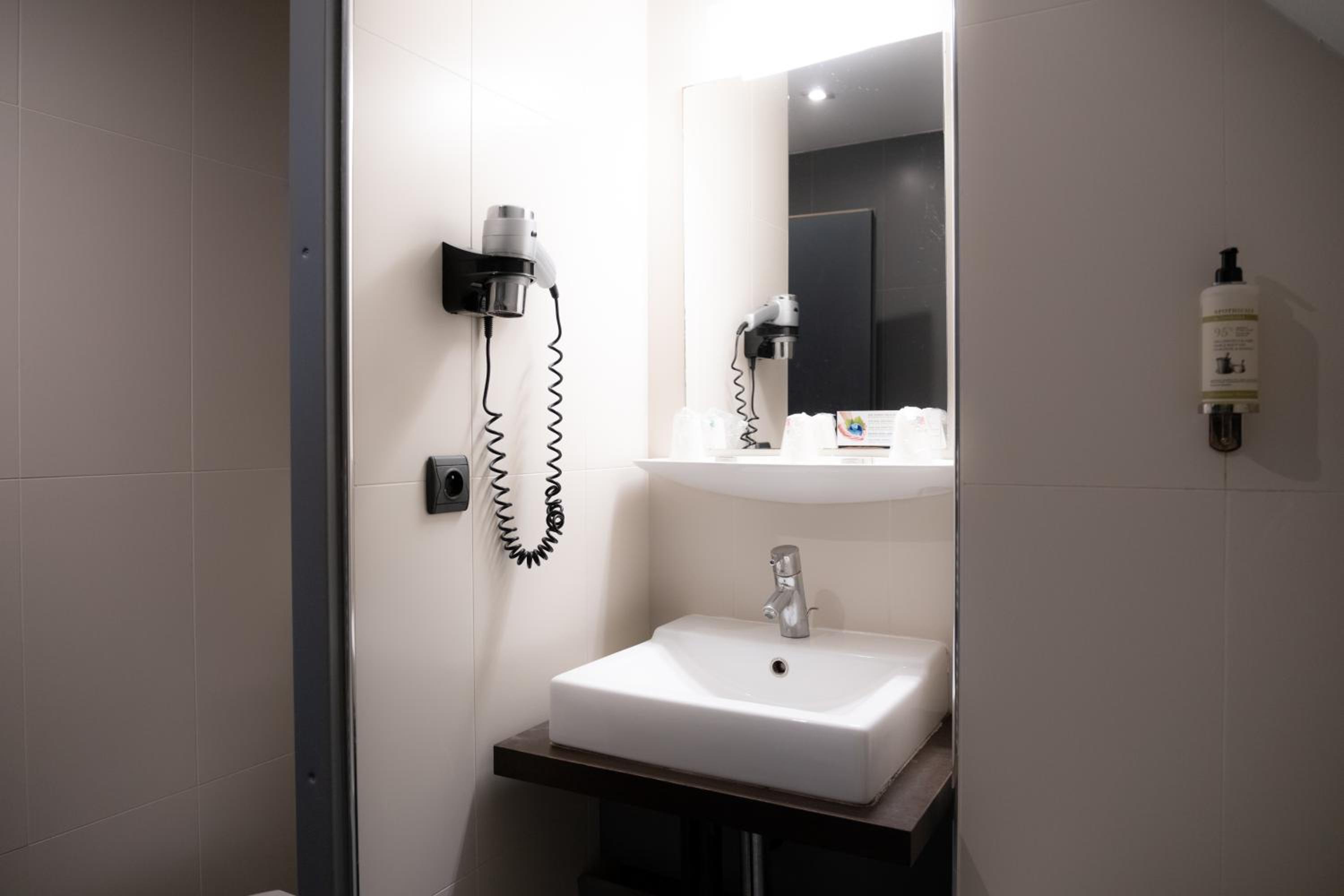 Triple Room - Photo 4