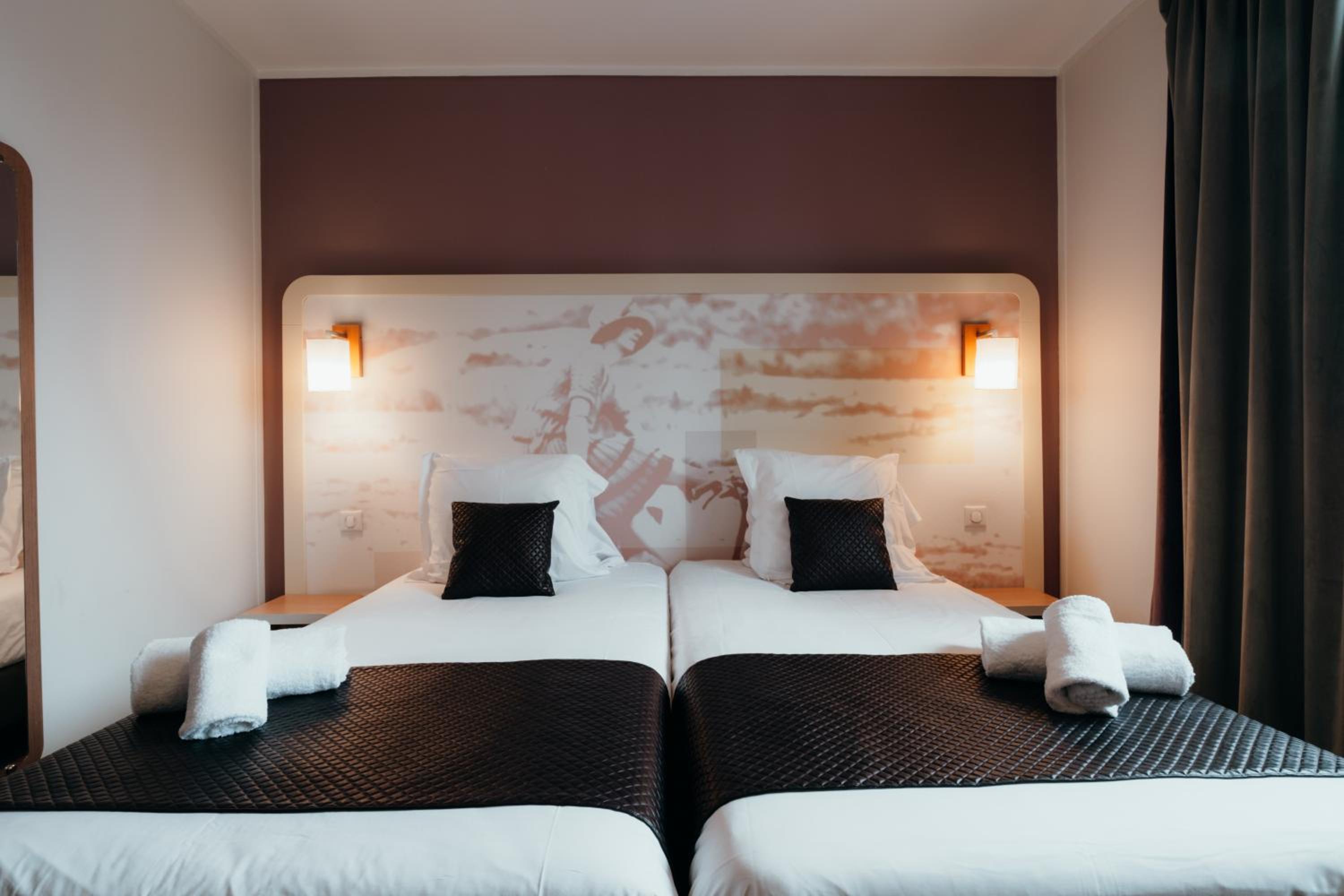 Superior Double or Twin Room - Photo 6