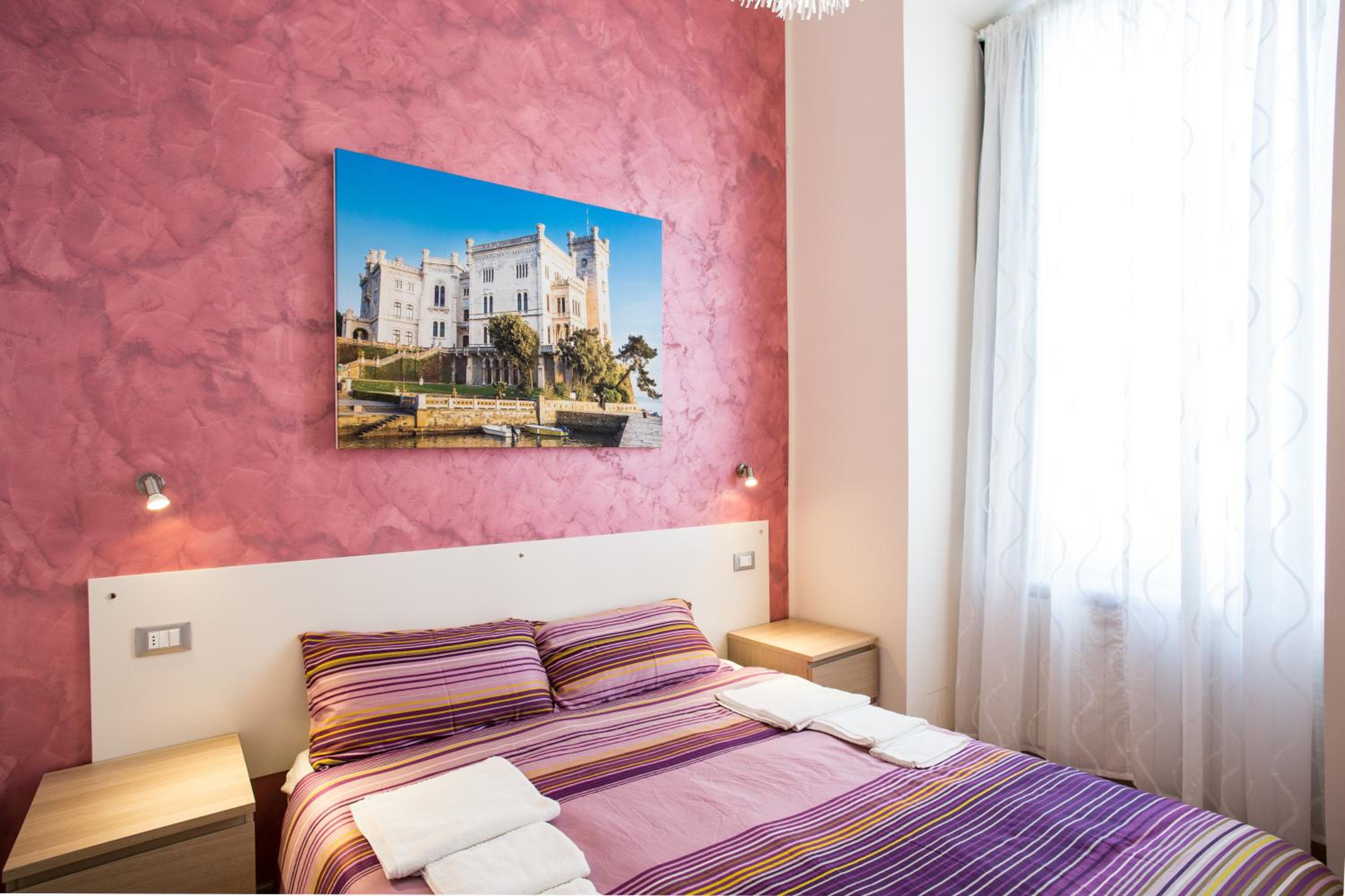Double or Twin Room with Private Bathroom photo 1