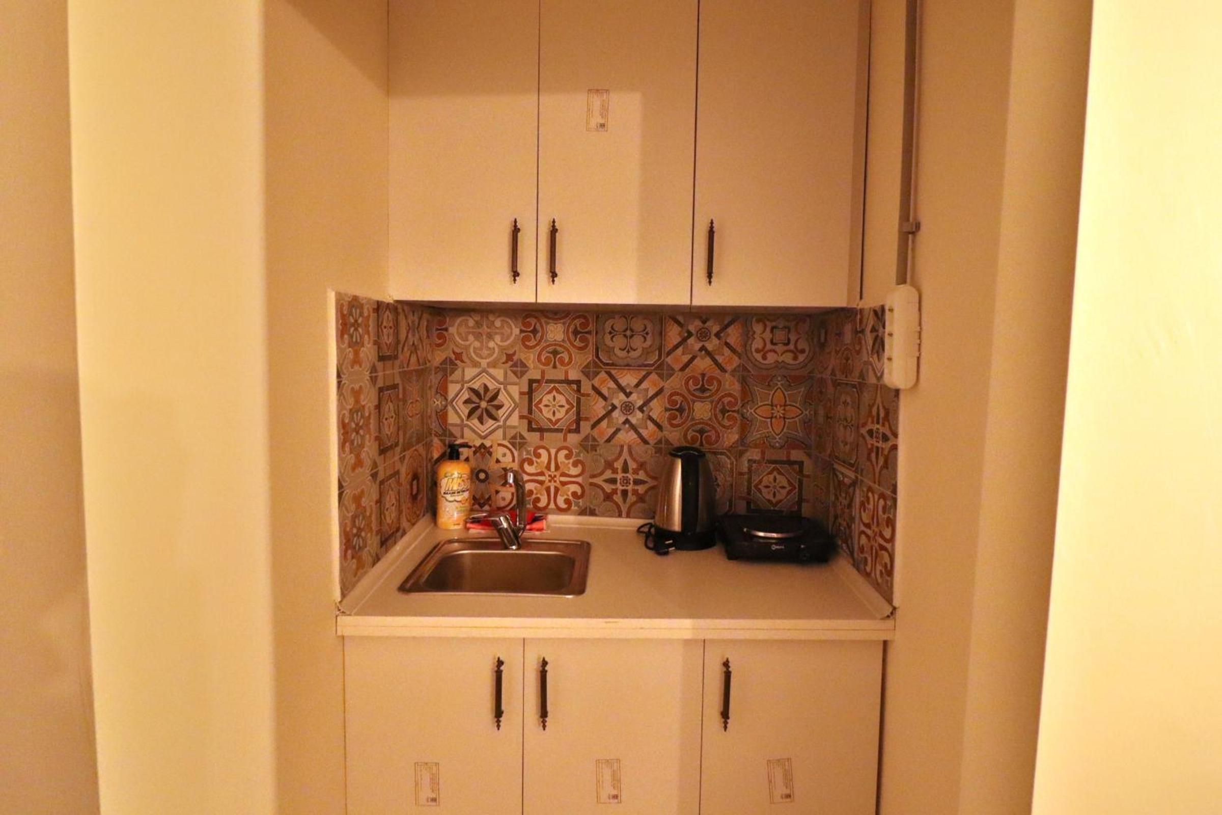 Double Room With Balcony (3 Adults) photo 3