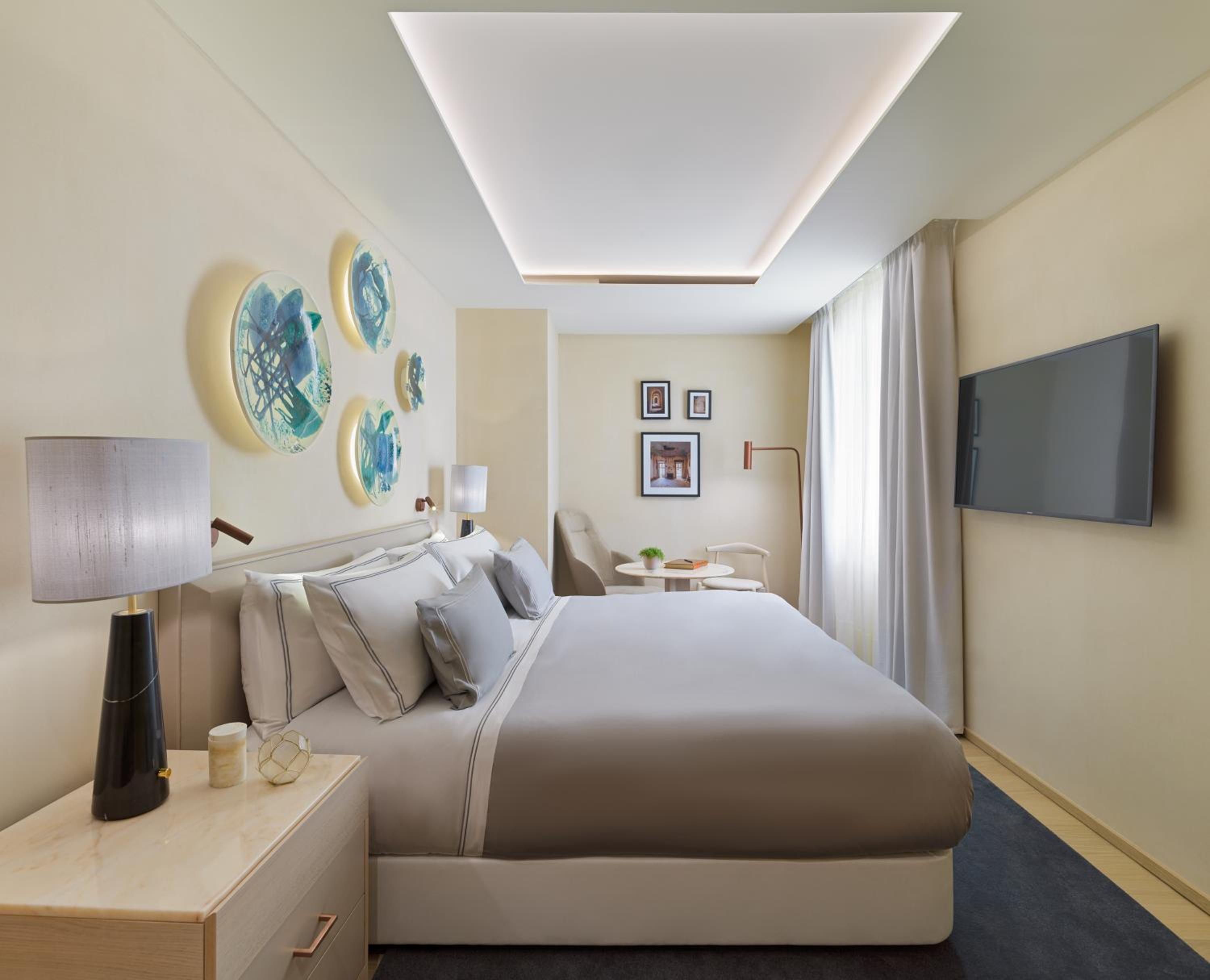 Double Room - Photo 12