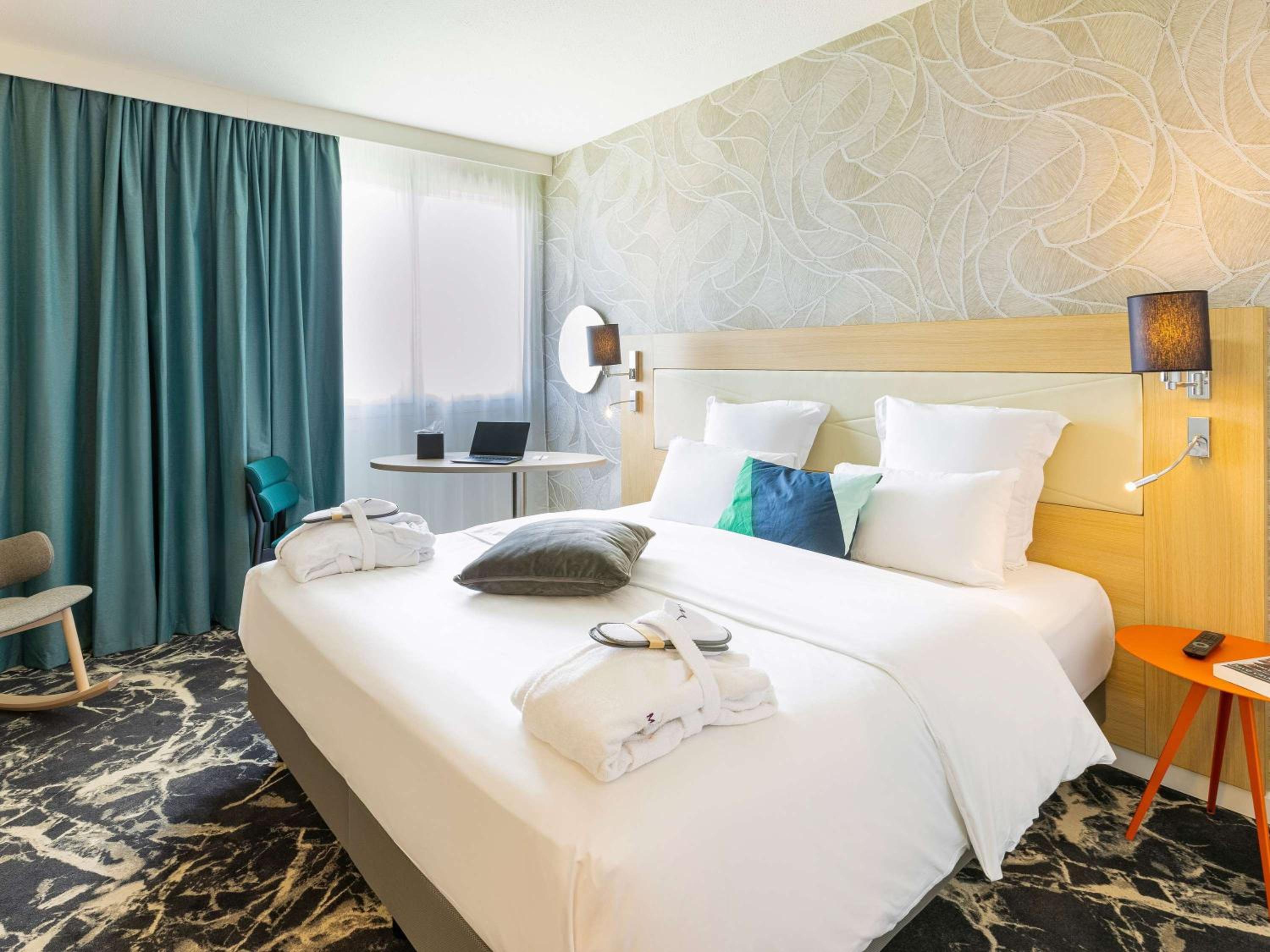 Deluxe Double Room with Park View - Photo 1