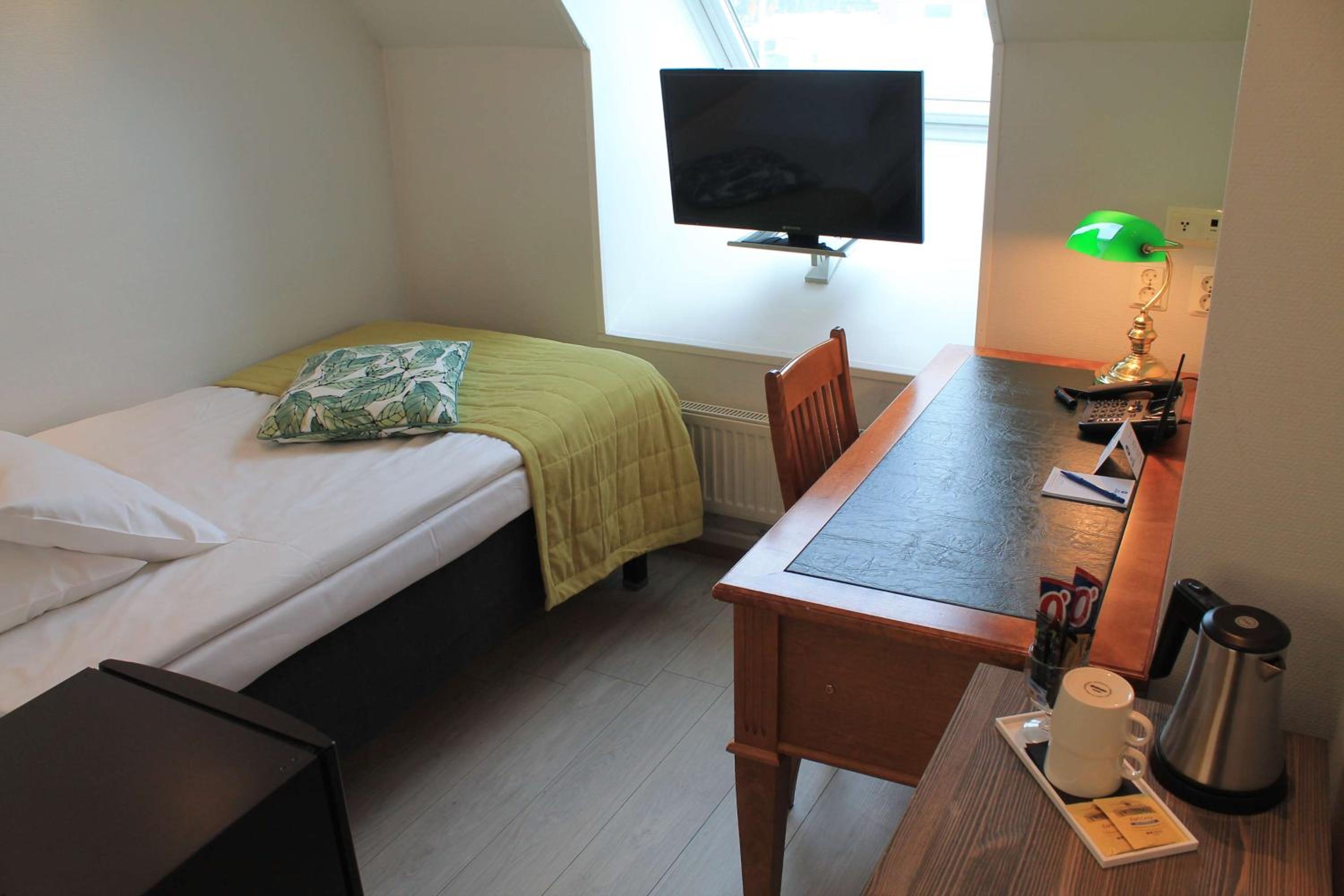 Single Room photo 3