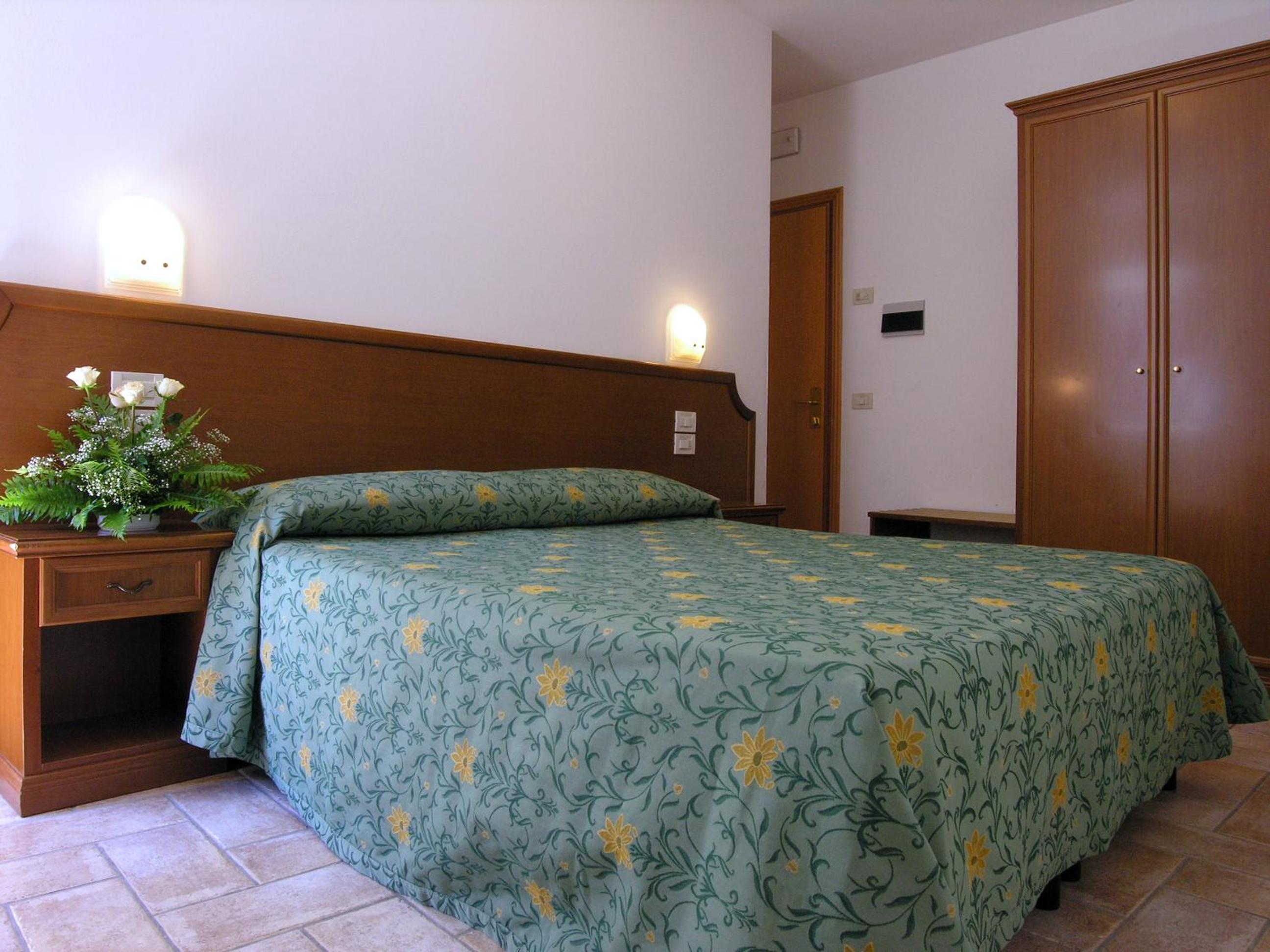 Double Room - Photo 4