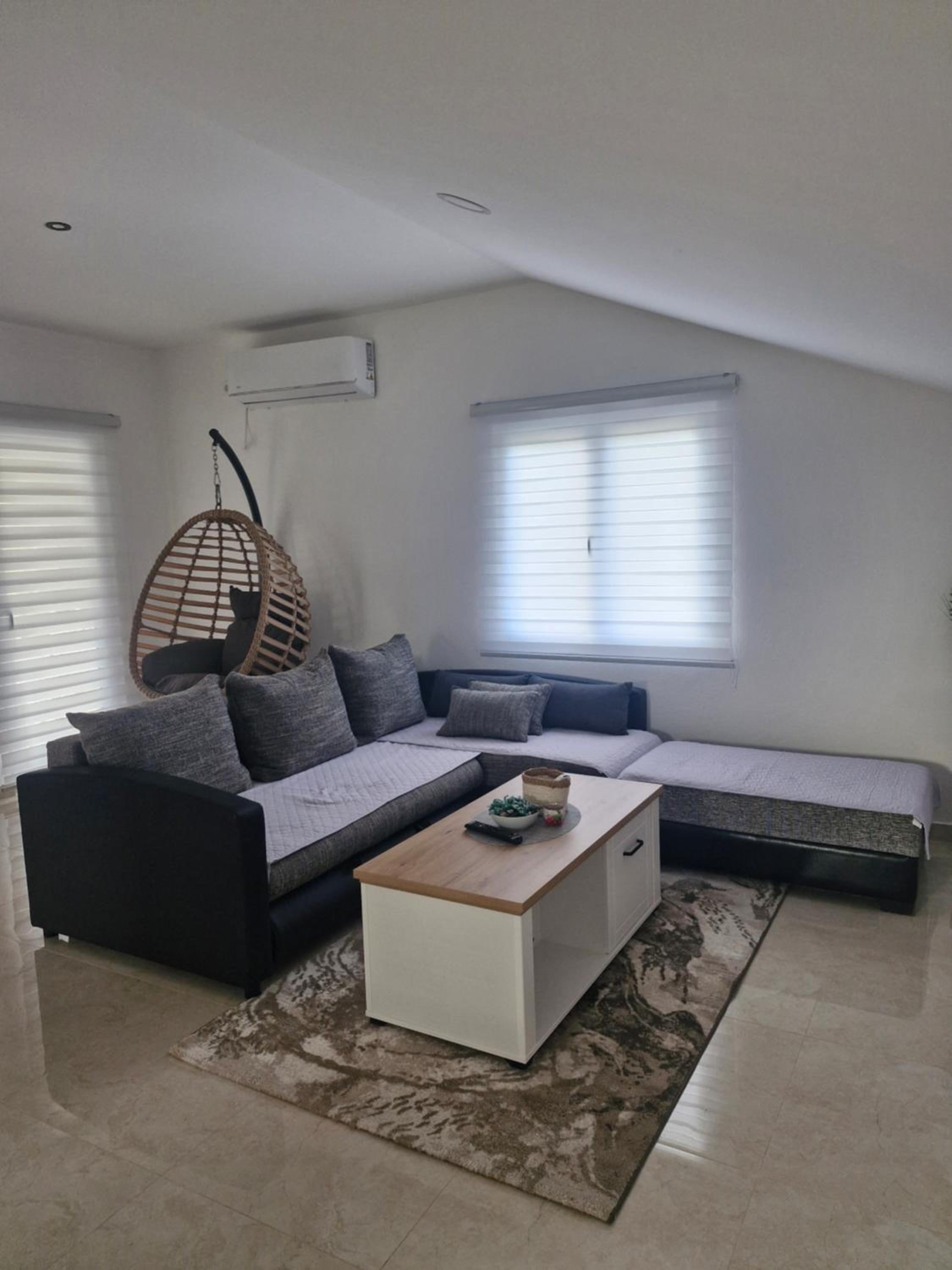 One-Bedroom Apartment with Terrace photo 2