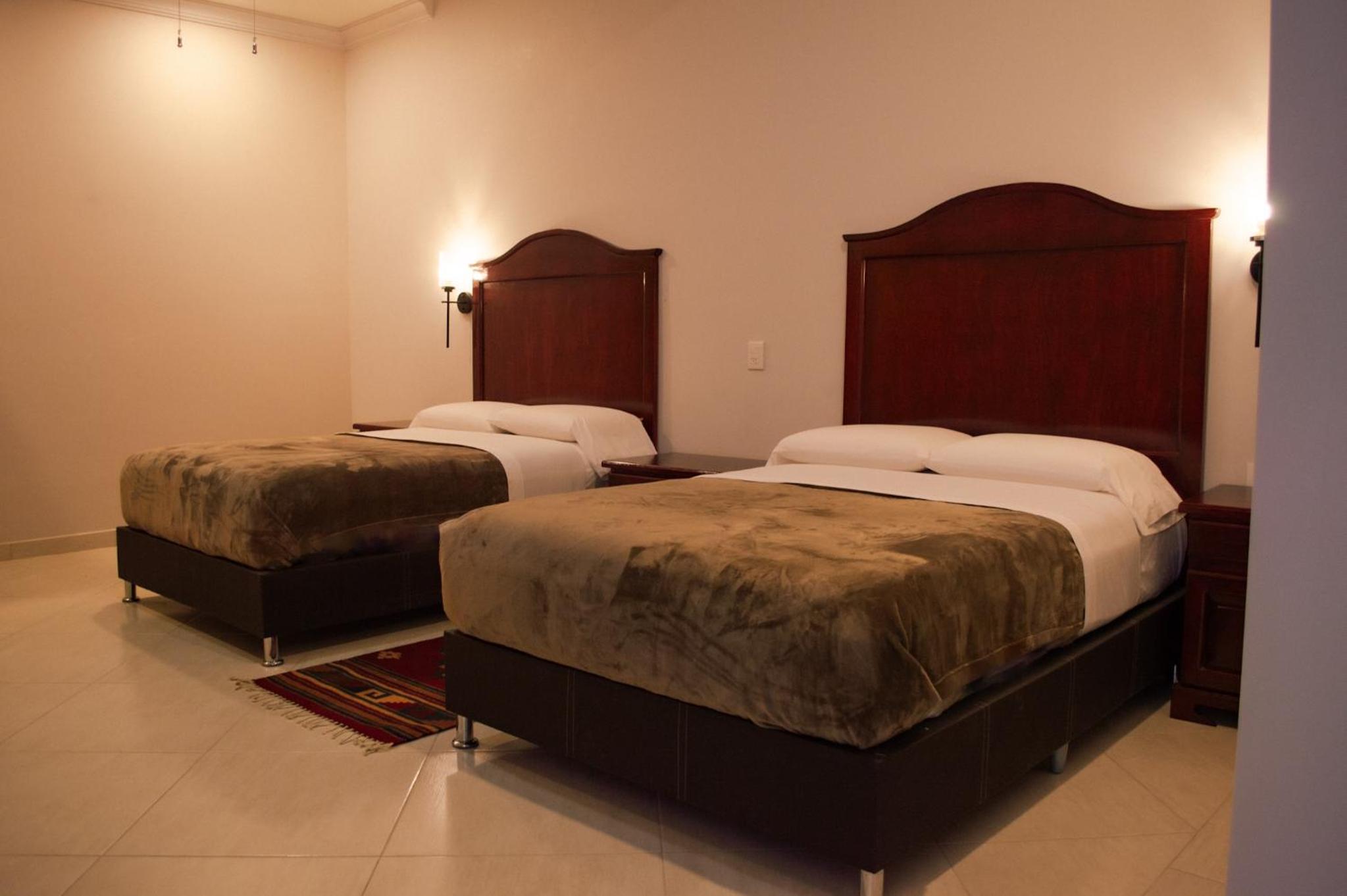 Deluxe Double Room with Two Double Beds photo 1