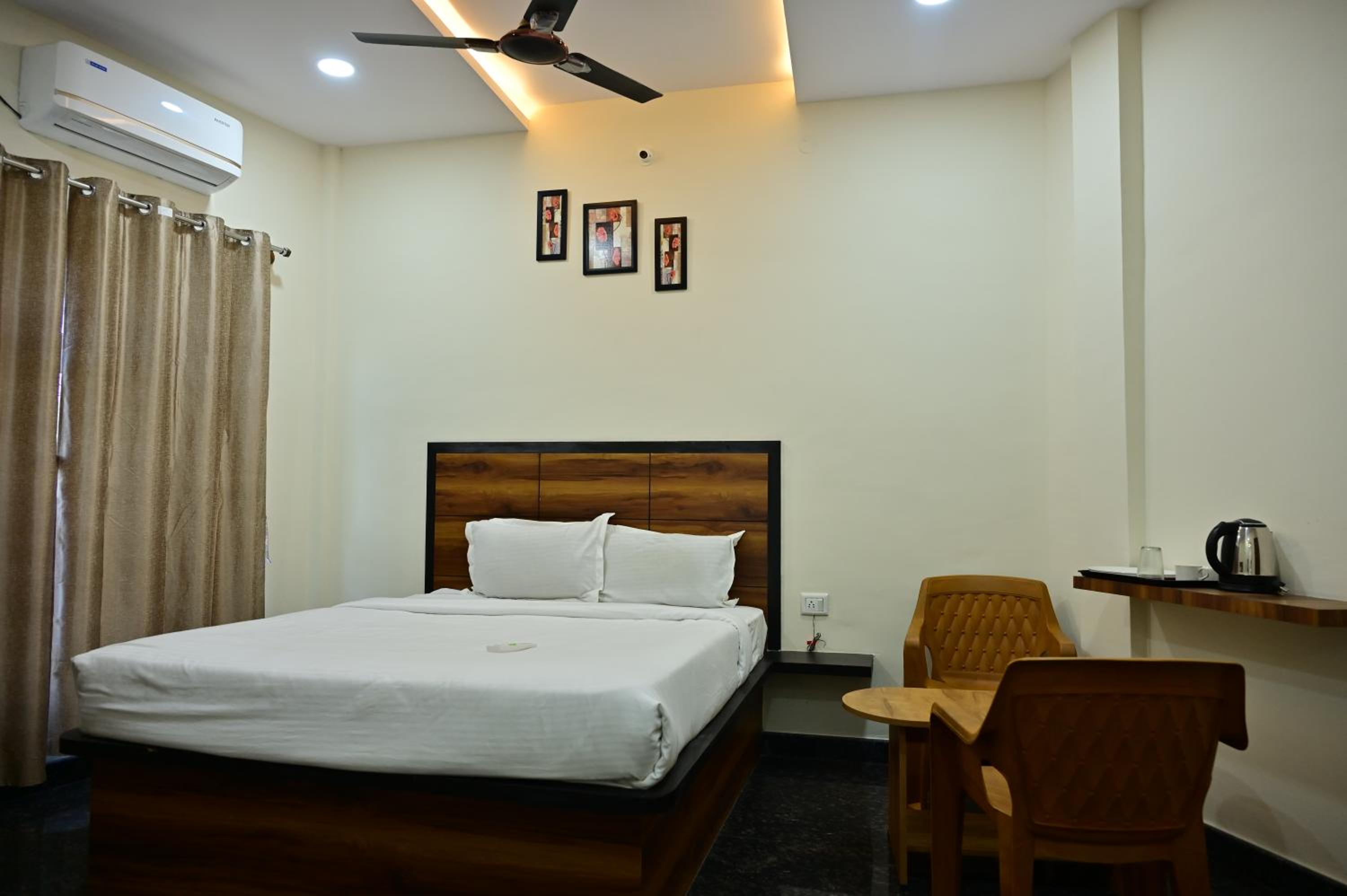 Double Room With Balcony