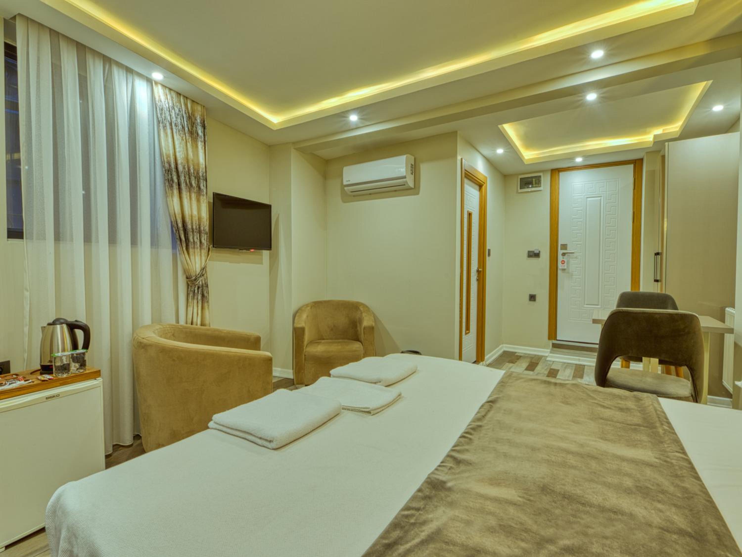 Double Room with Garden View photo 2