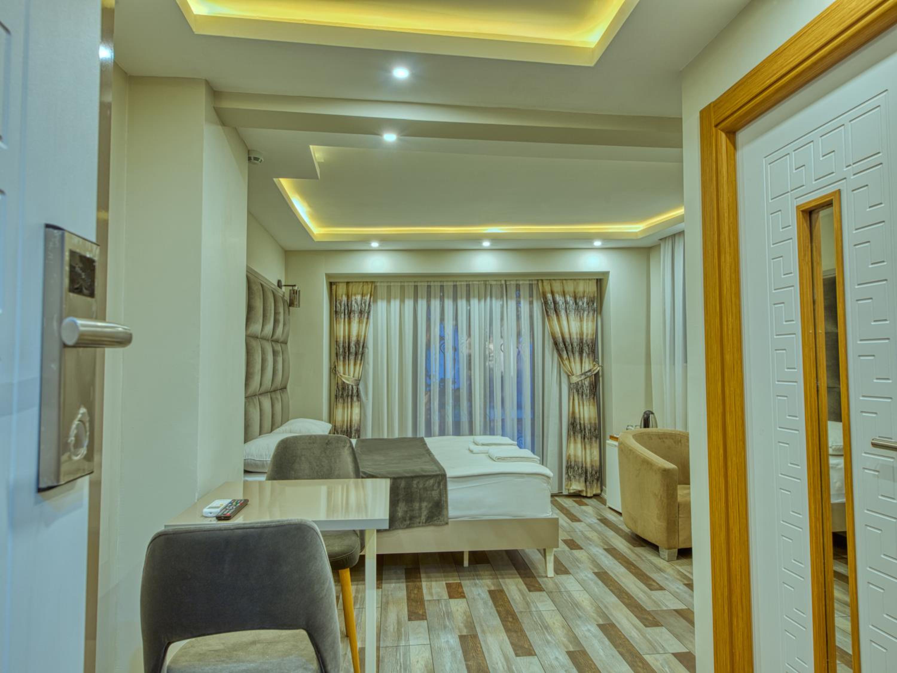 Double Room with Garden View photo 3