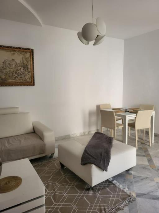 Three-Bedroom Apartment photo 1