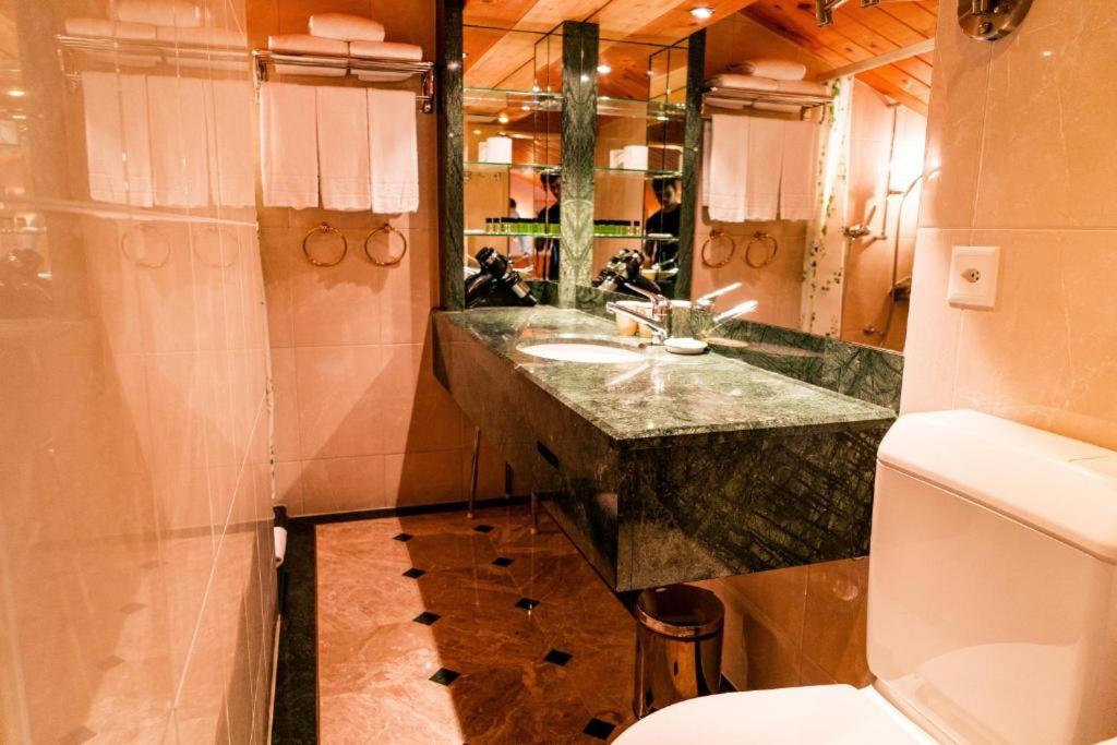 Triple Room With Shower photo 3