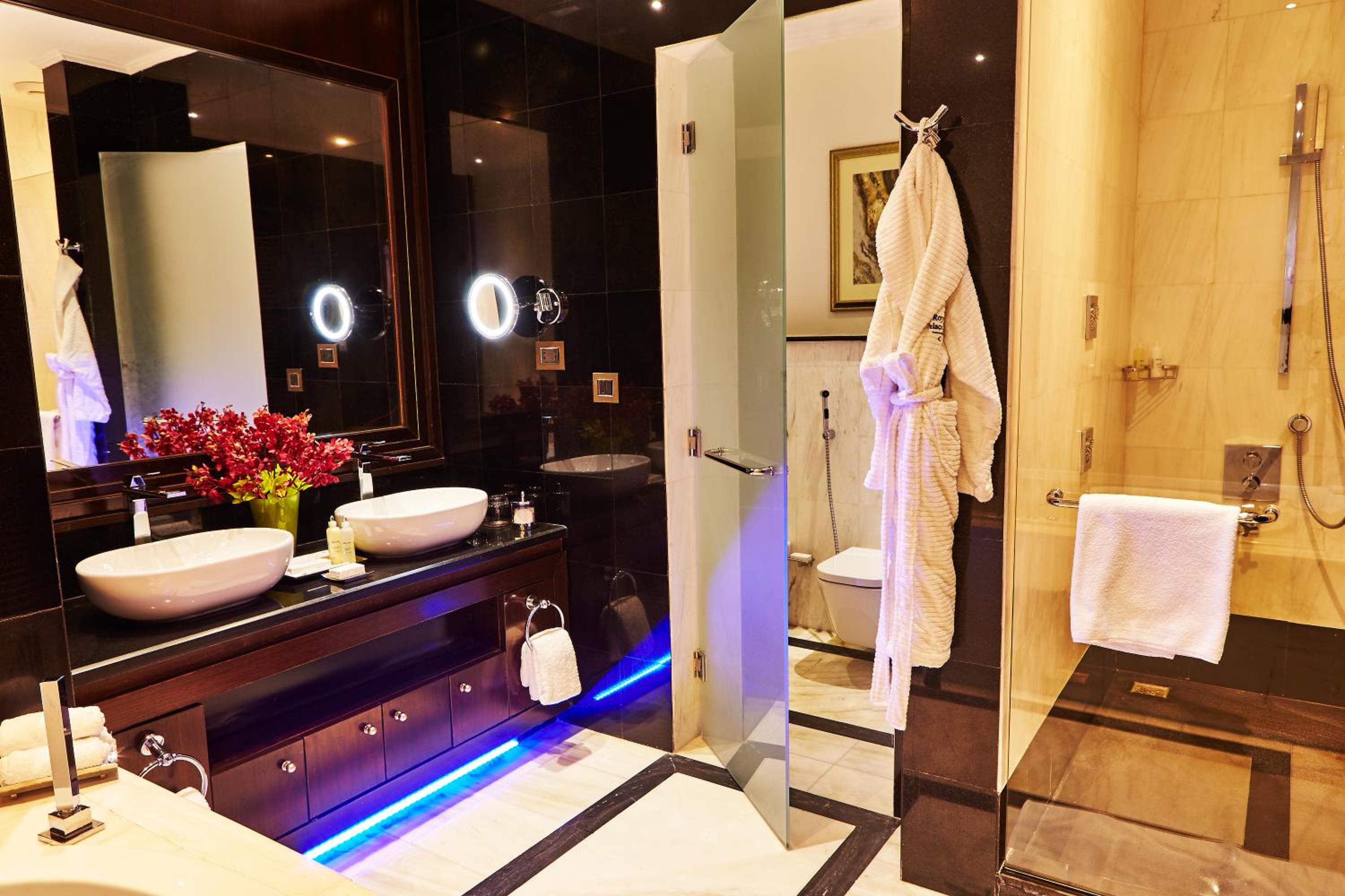 Maxim Suite