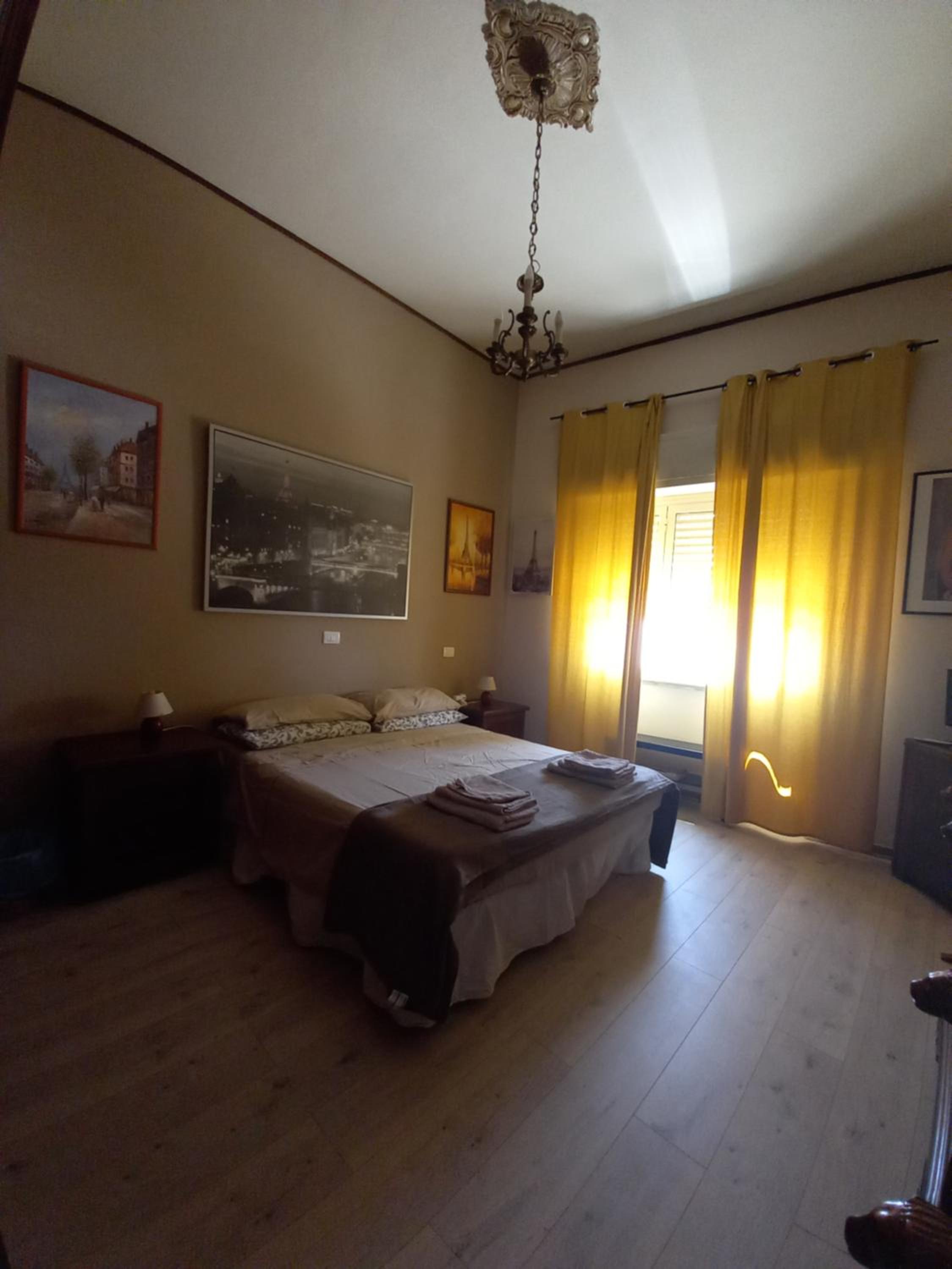 Two-Bedroom House - Photo 35
