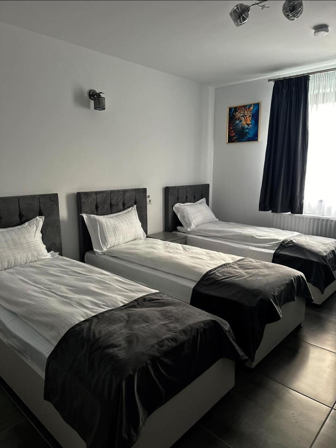 Triple Room with Balcony photo 3