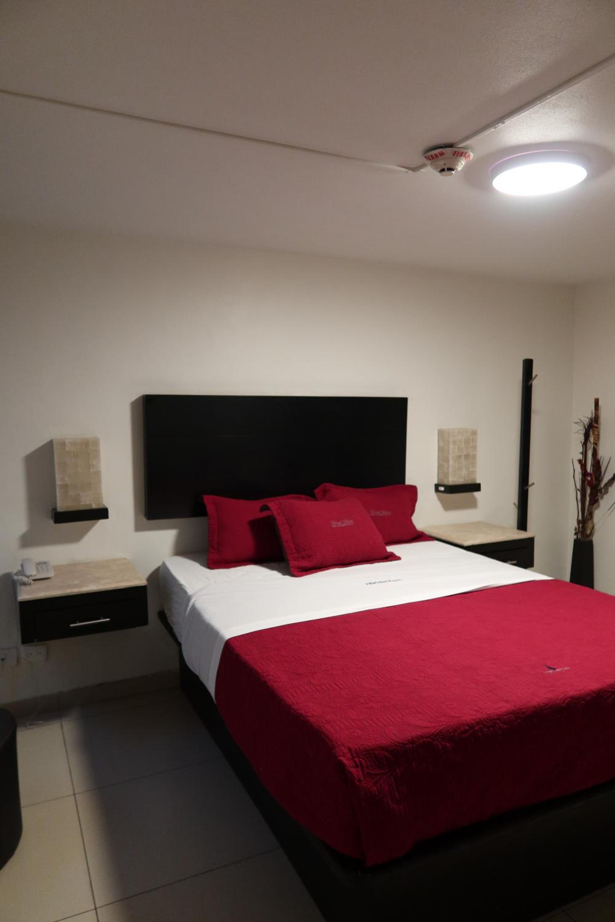Standard Double Suite