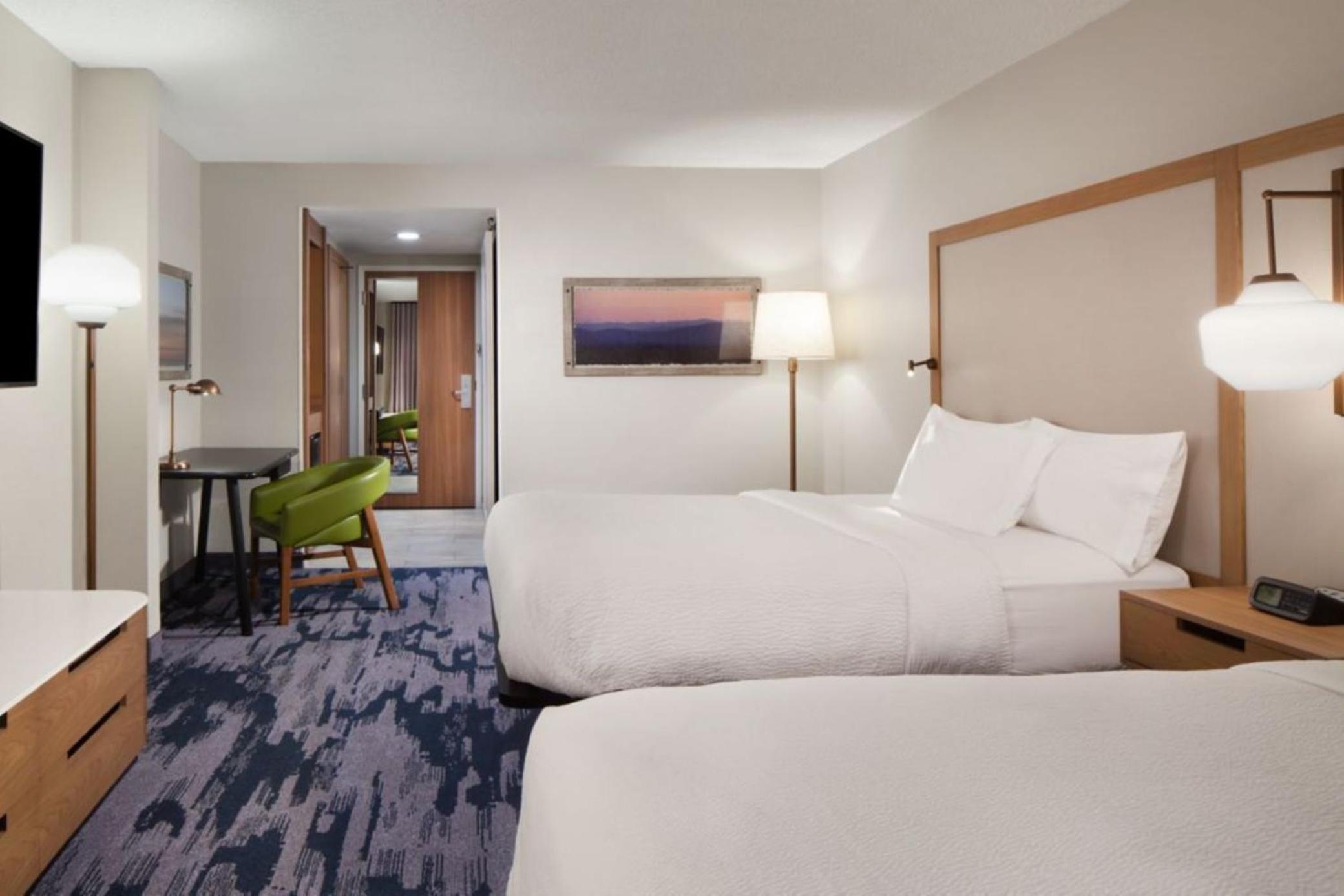 Queen Room with Two Queen Beds - Hearing Accessible - Photo 2