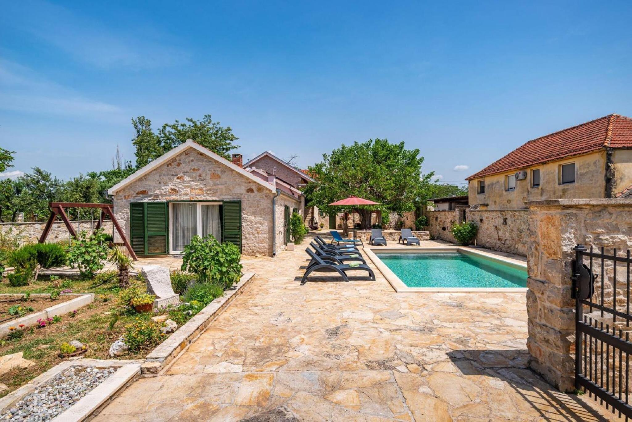 Holiday Home with Pool photo 2