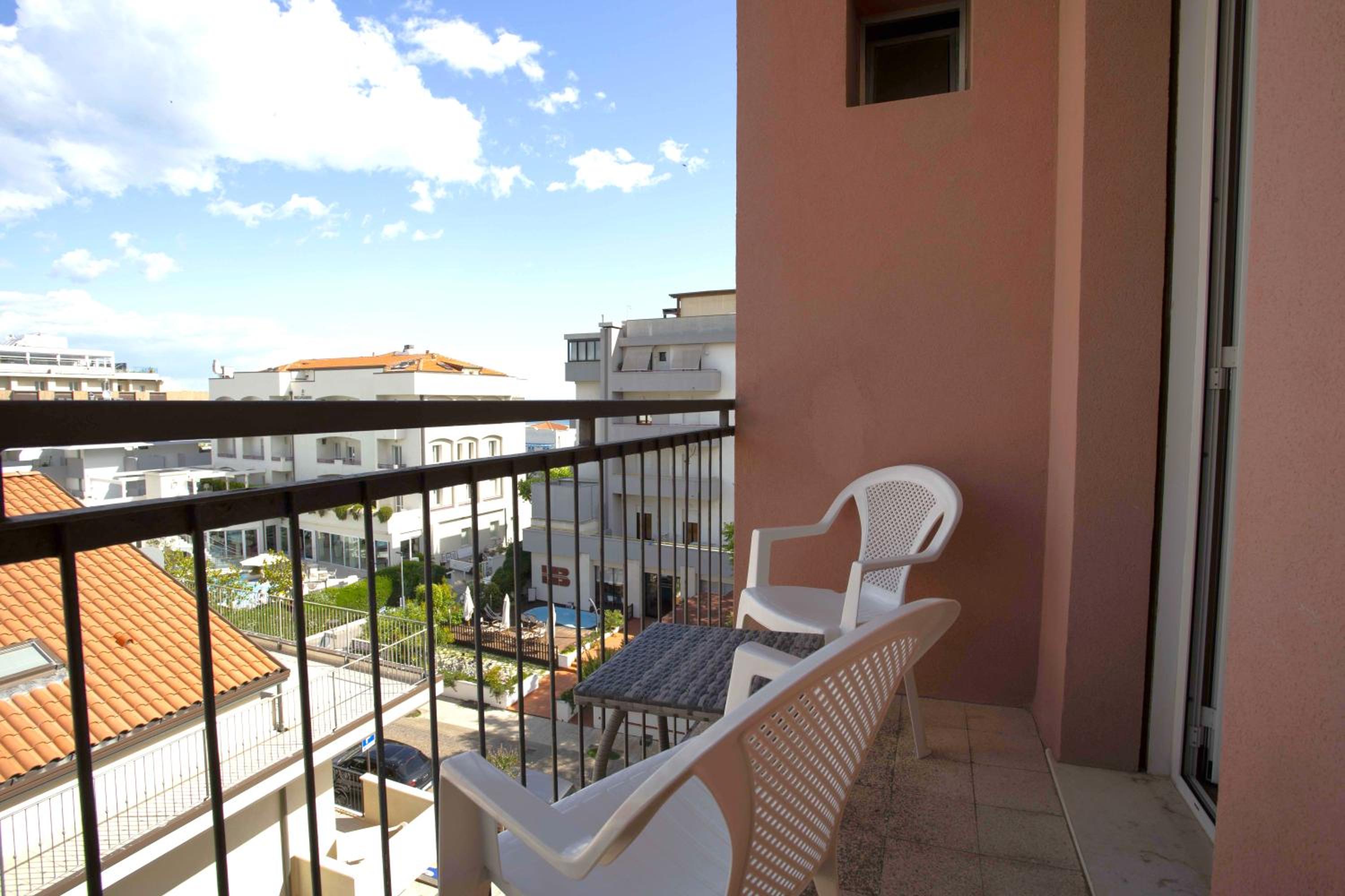 Double or Twin Room with Balcony