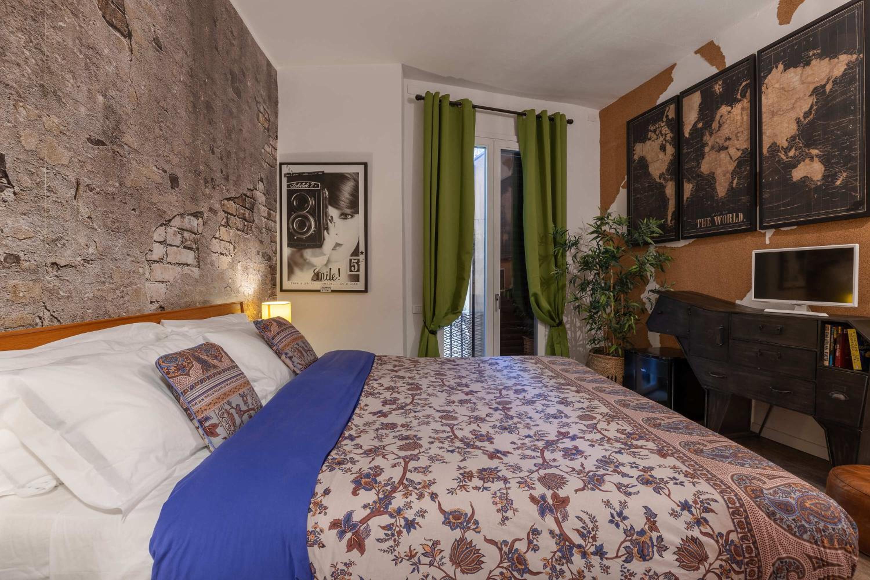 Deluxe Double Room photo 3