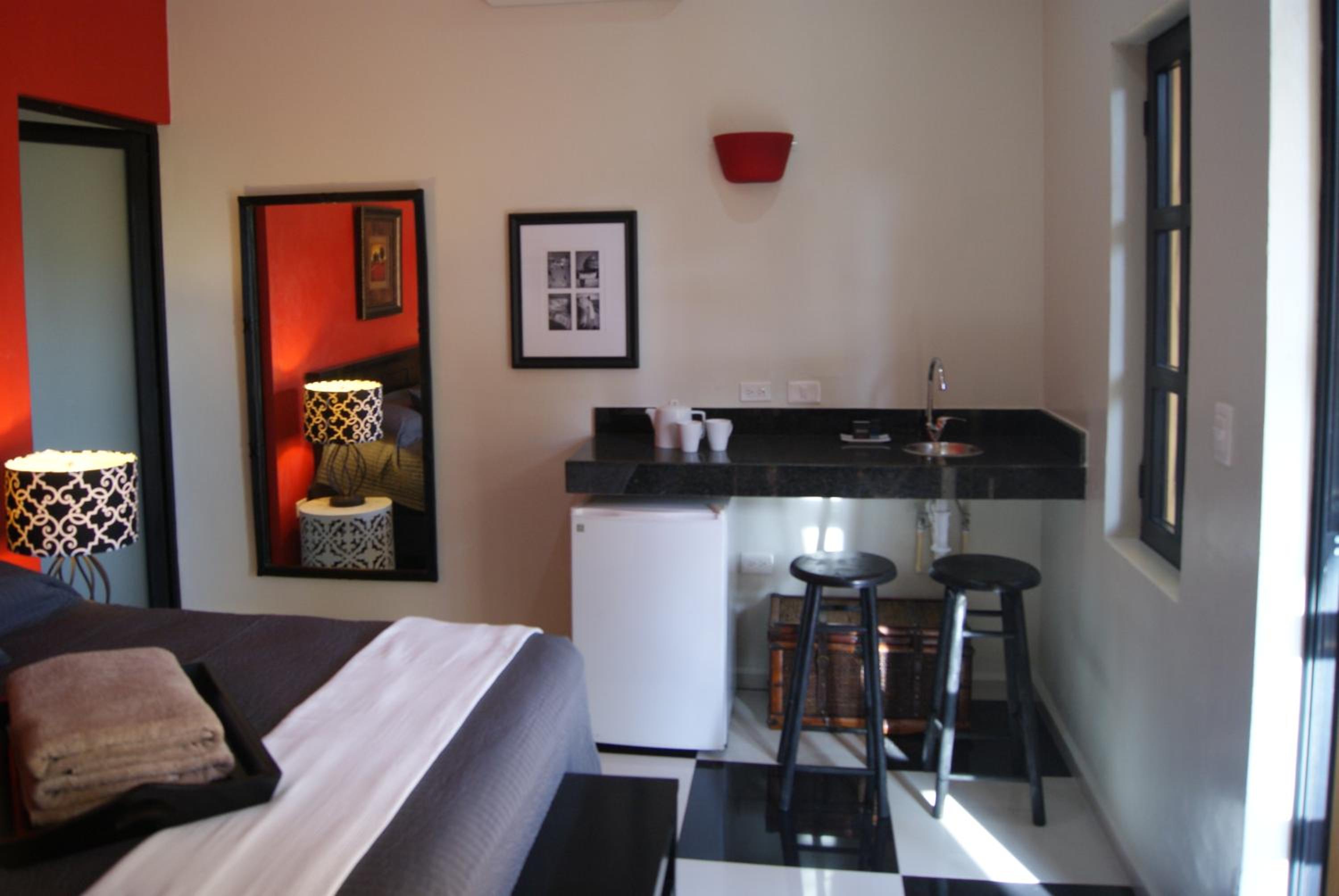 Deluxe King Room photo 1