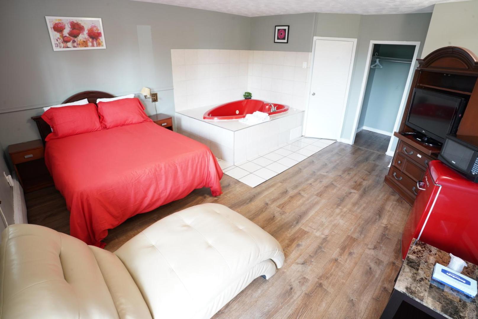 Queen Room with Spa Bath photo 1